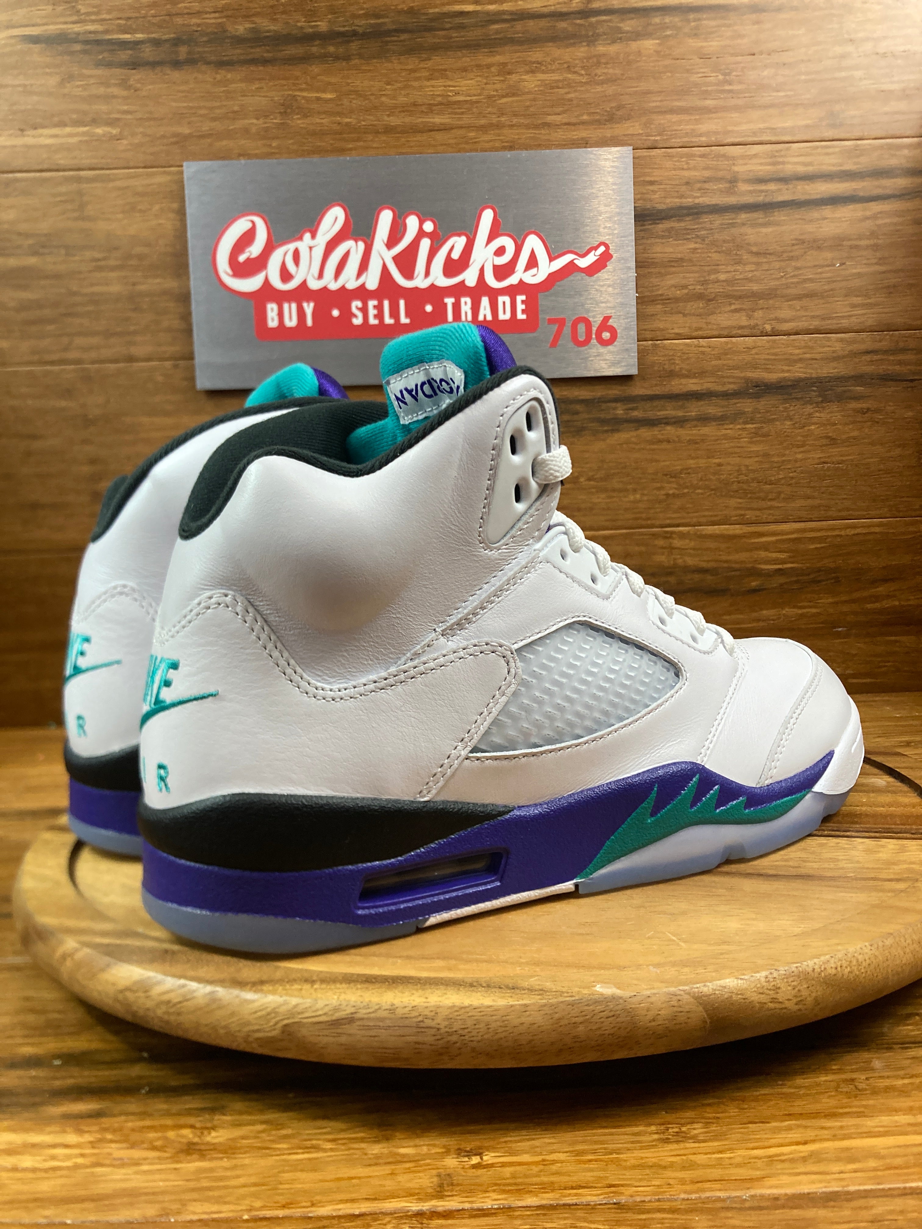 Jordan 5 Retro Grape (2025)