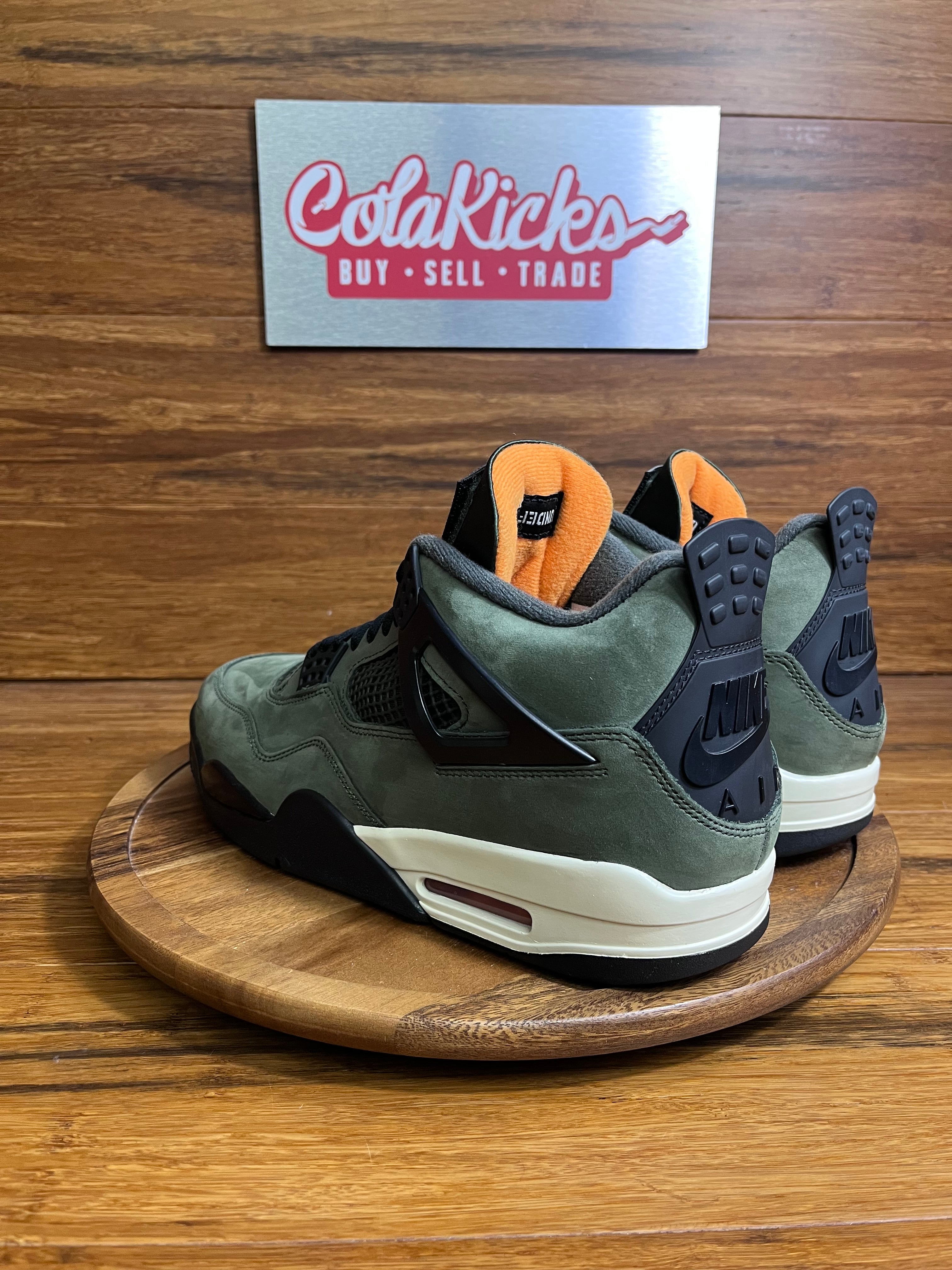 Jordan 4 Retro OG SP Undefeated (2025)