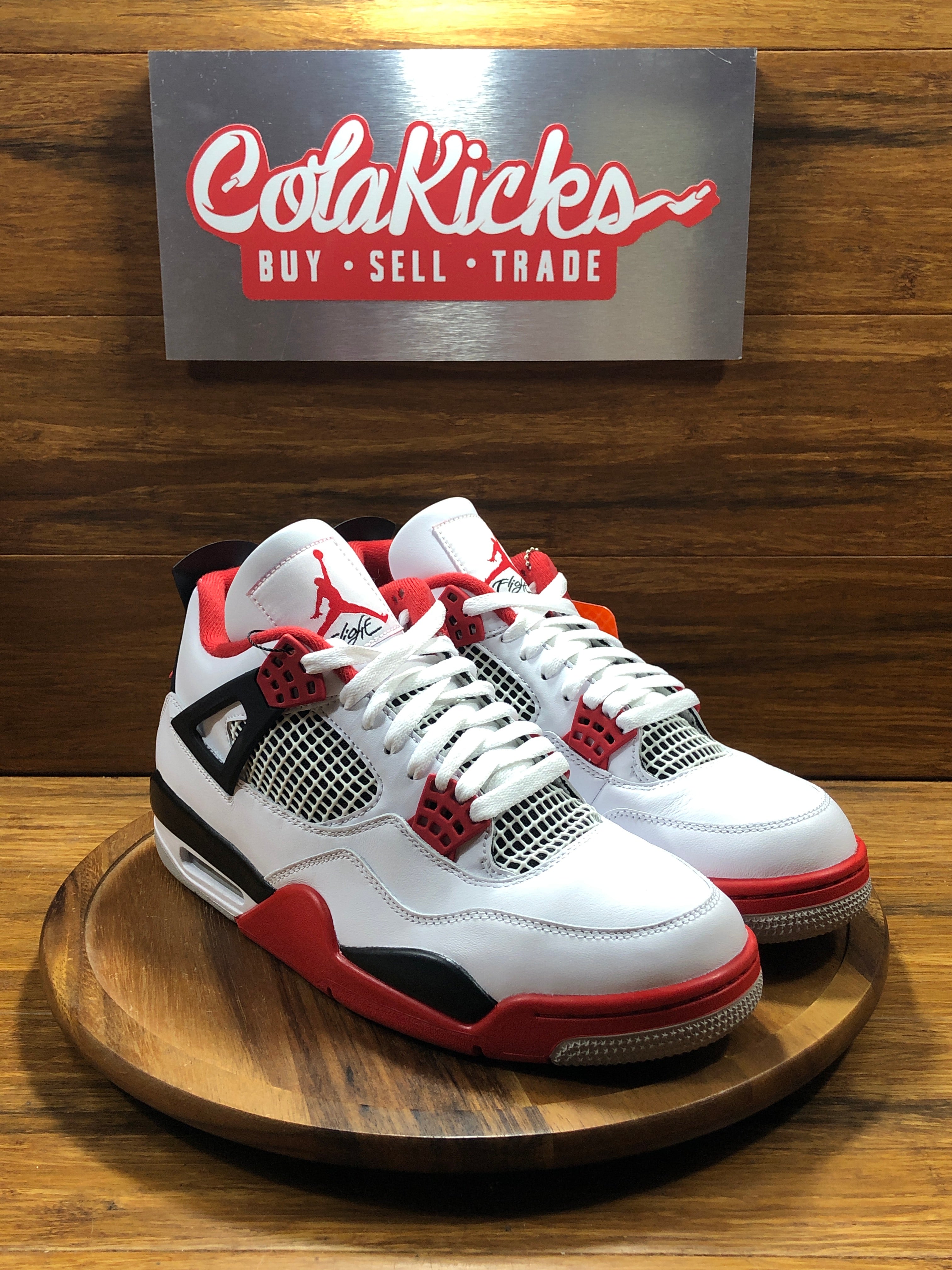 Jordan 4 Retro Fire Red (2020)