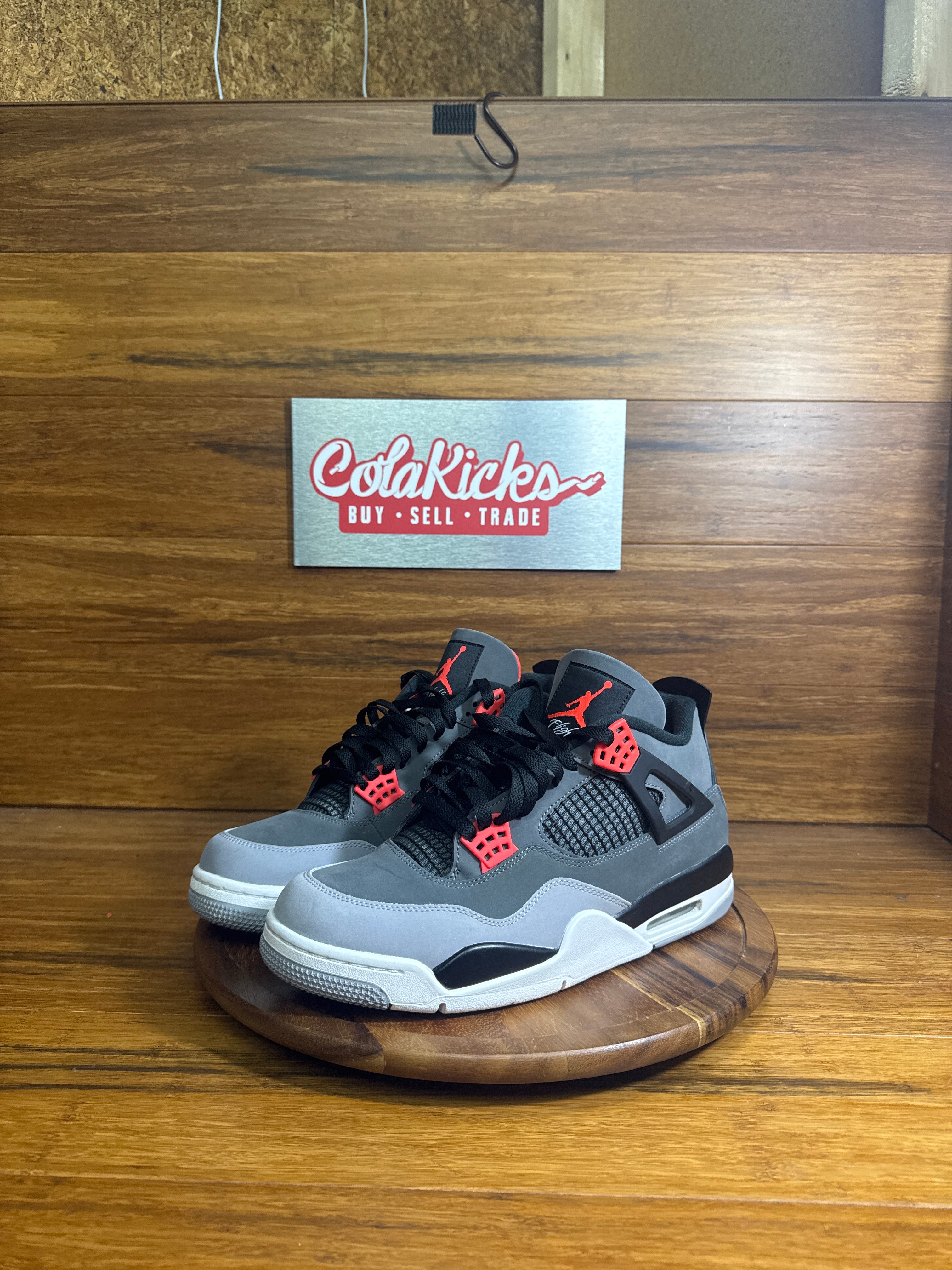 Jordan 4 Retro Infrared