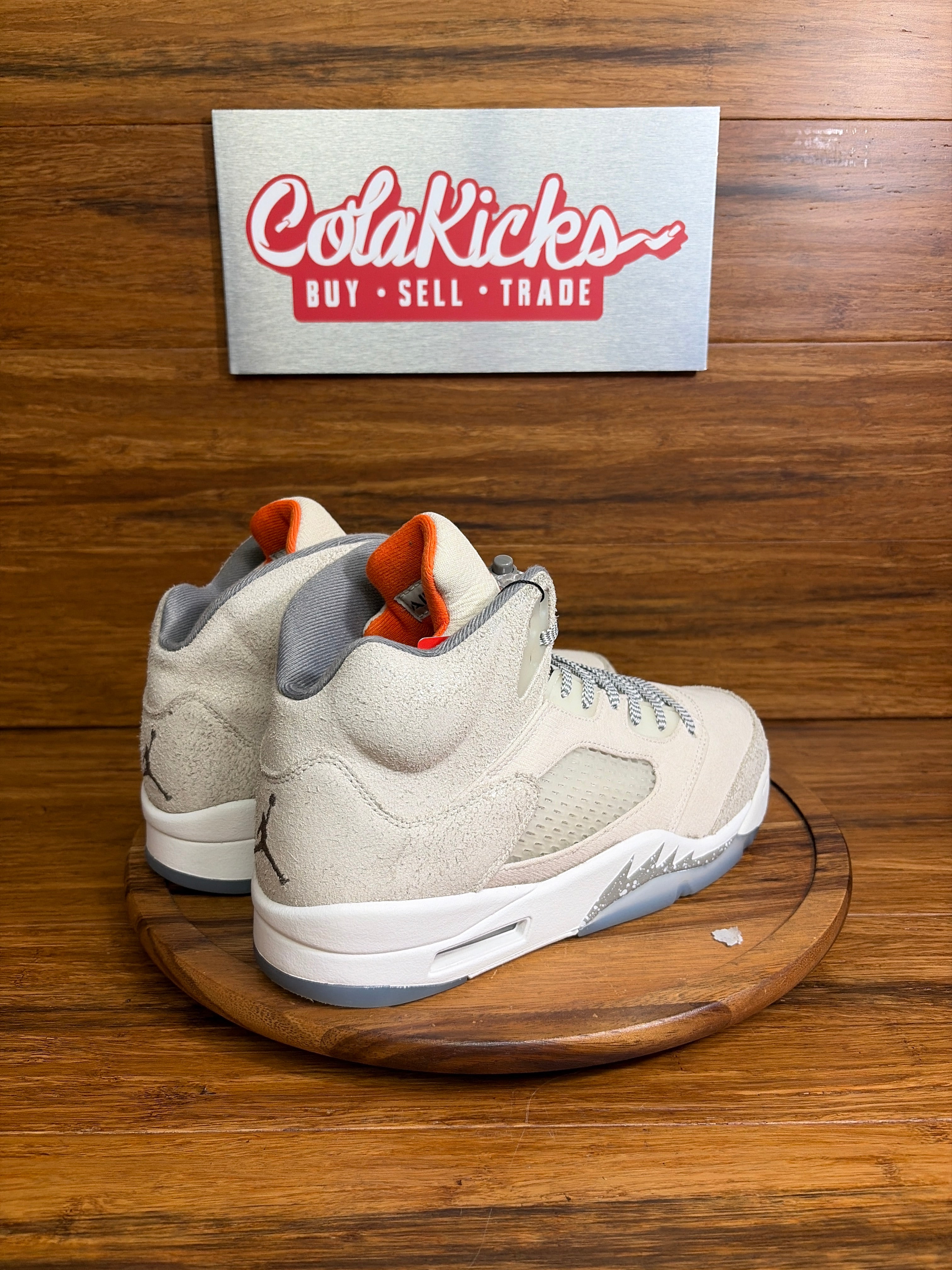 Jordan 5 Retro SE Craft Light Orewood Brown