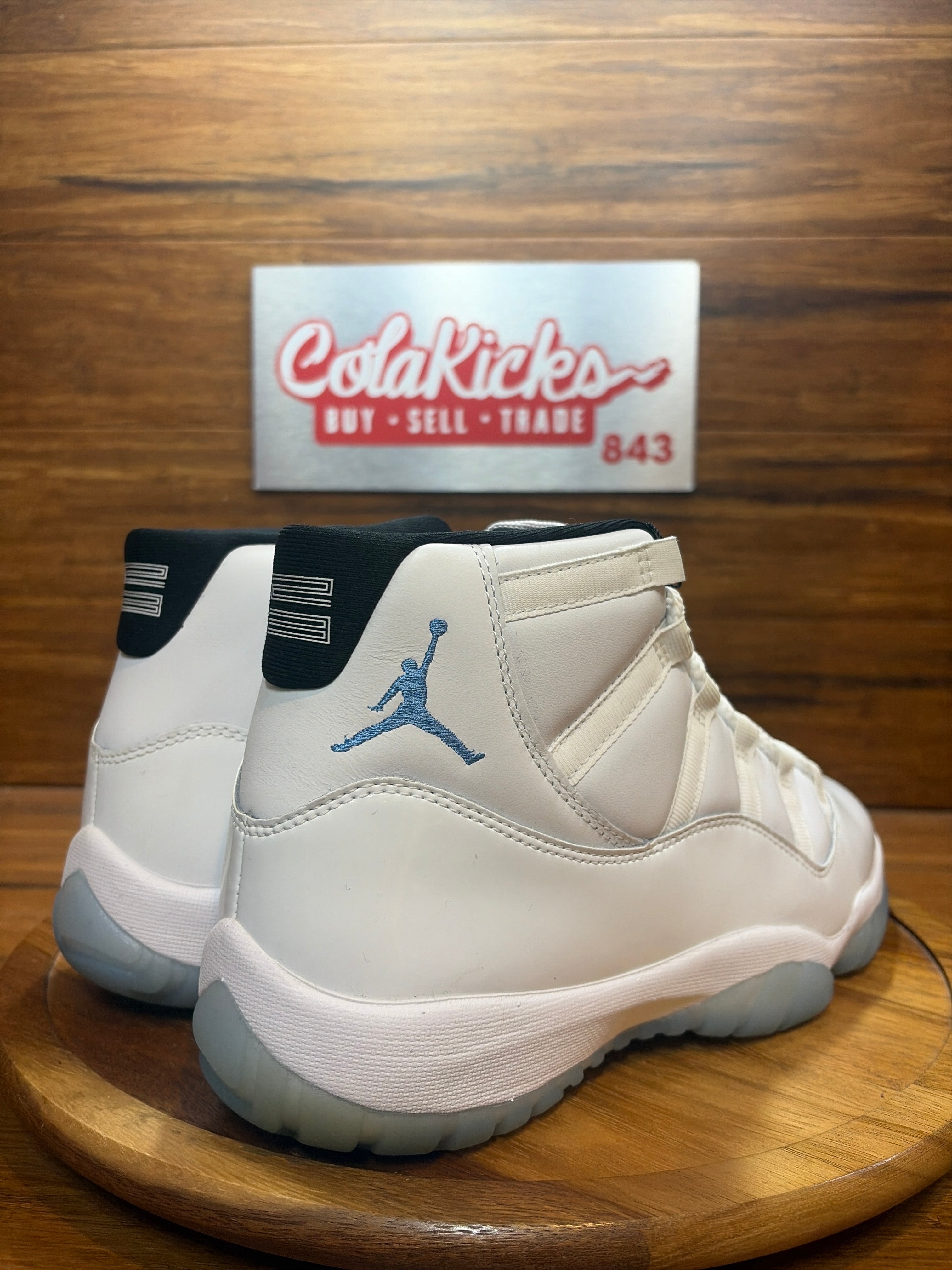 Jordan 11 Retro Legend Blue (2024)