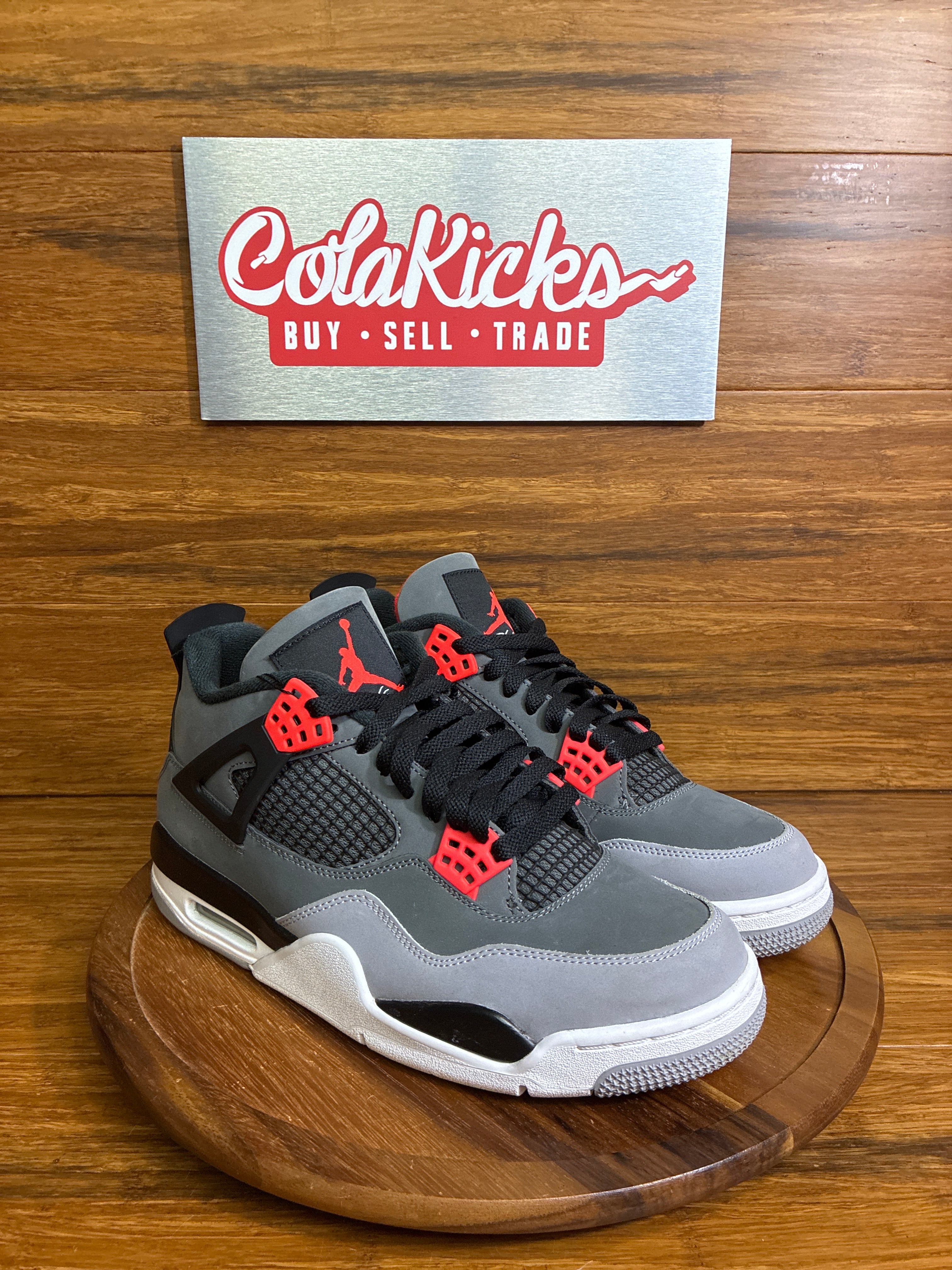 Jordan 4 Retro Infrared