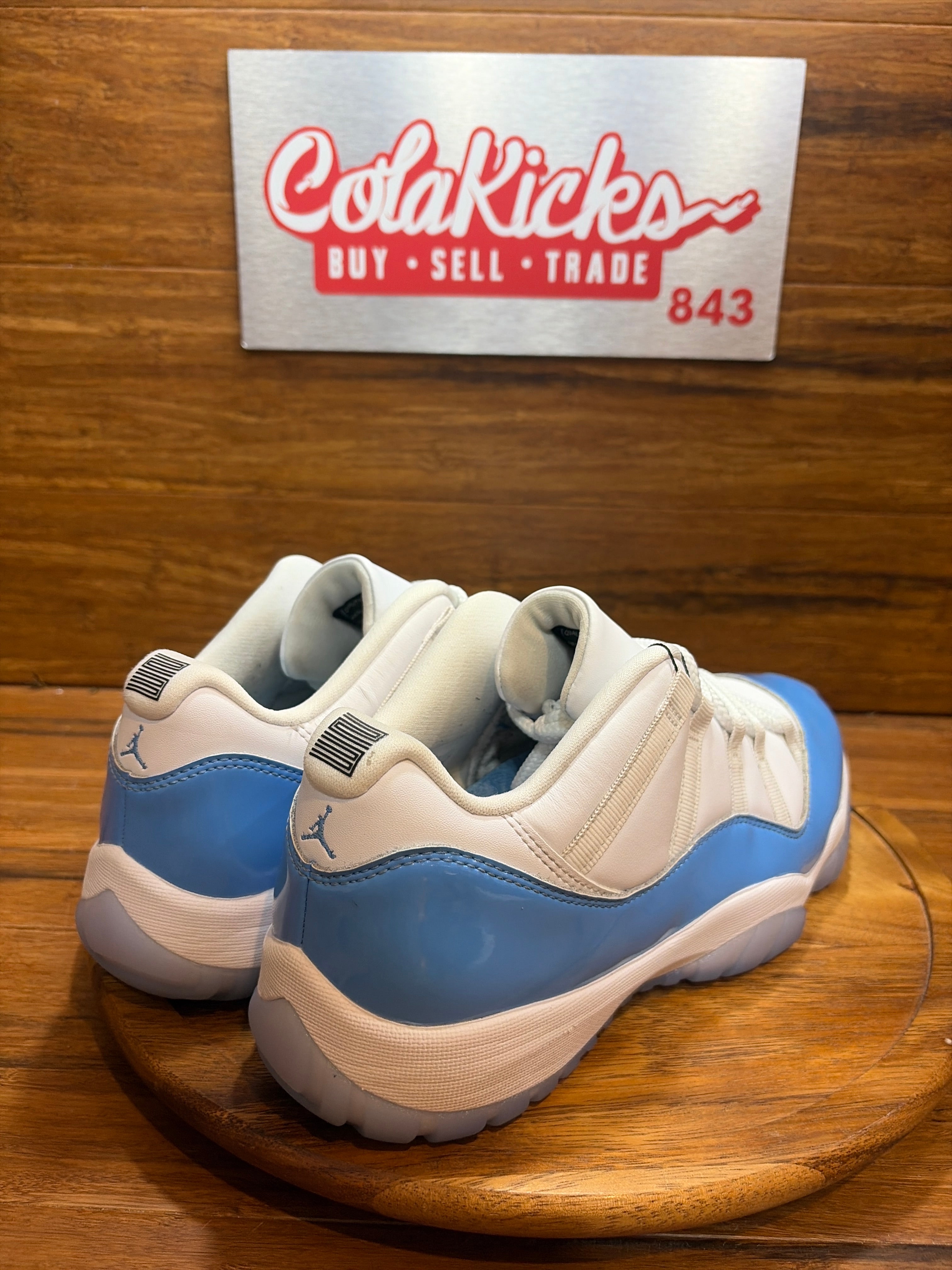 Jordan 11 Retro Low University Blue (2026)
