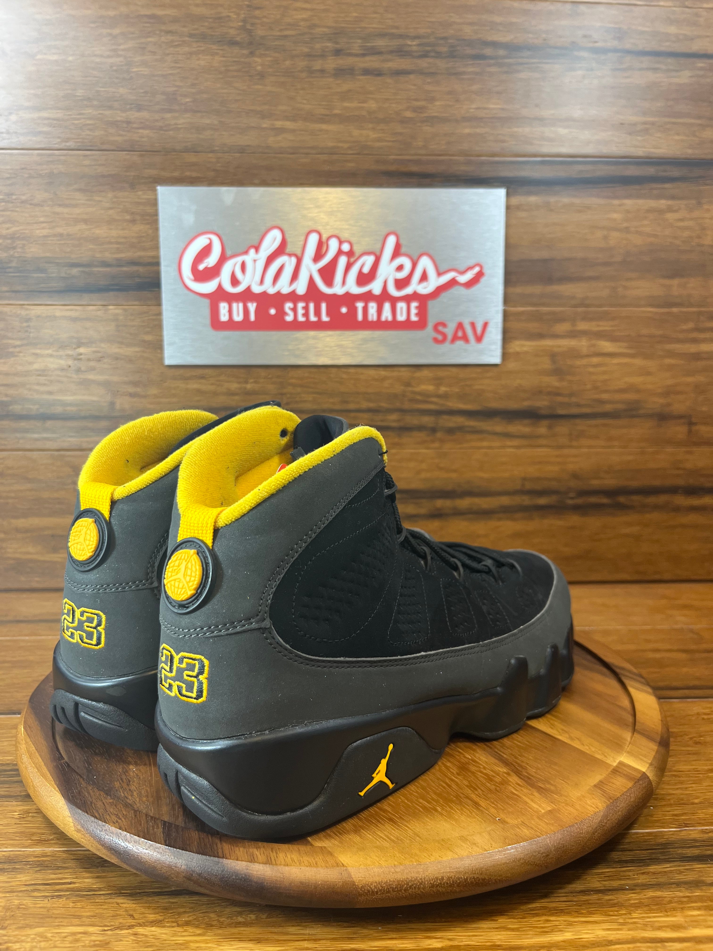 Jordan 9 Retro Dark Charcoal University Gold