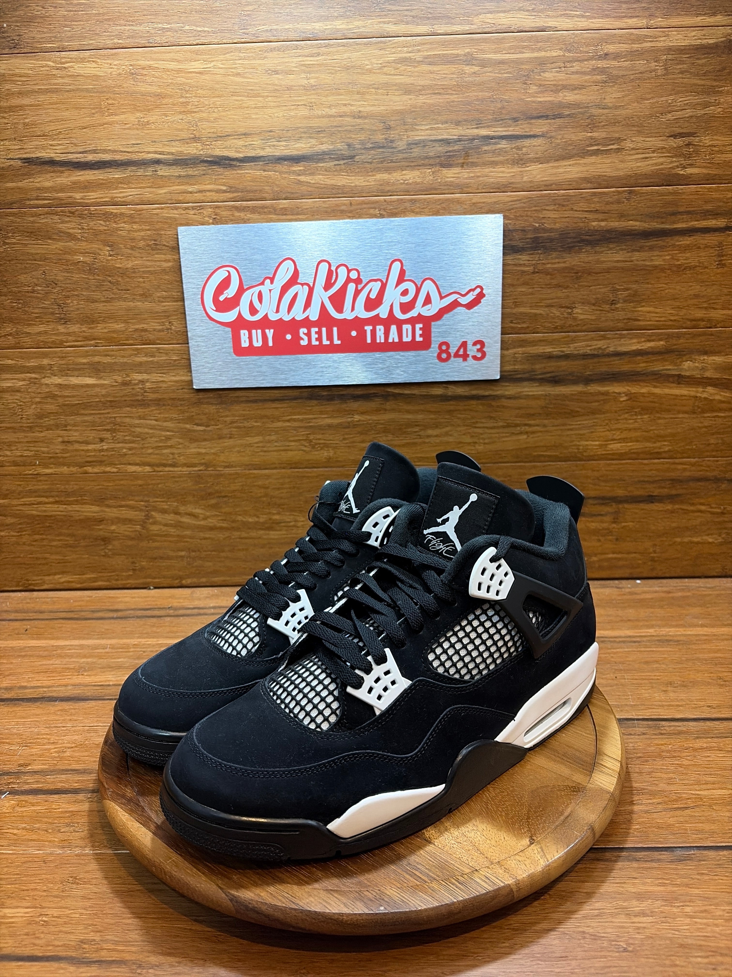 Jordan 4 Retro White Thunder