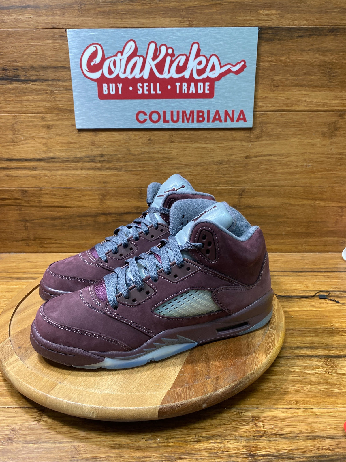 Jordan 5 Retro Burgundy (2023)