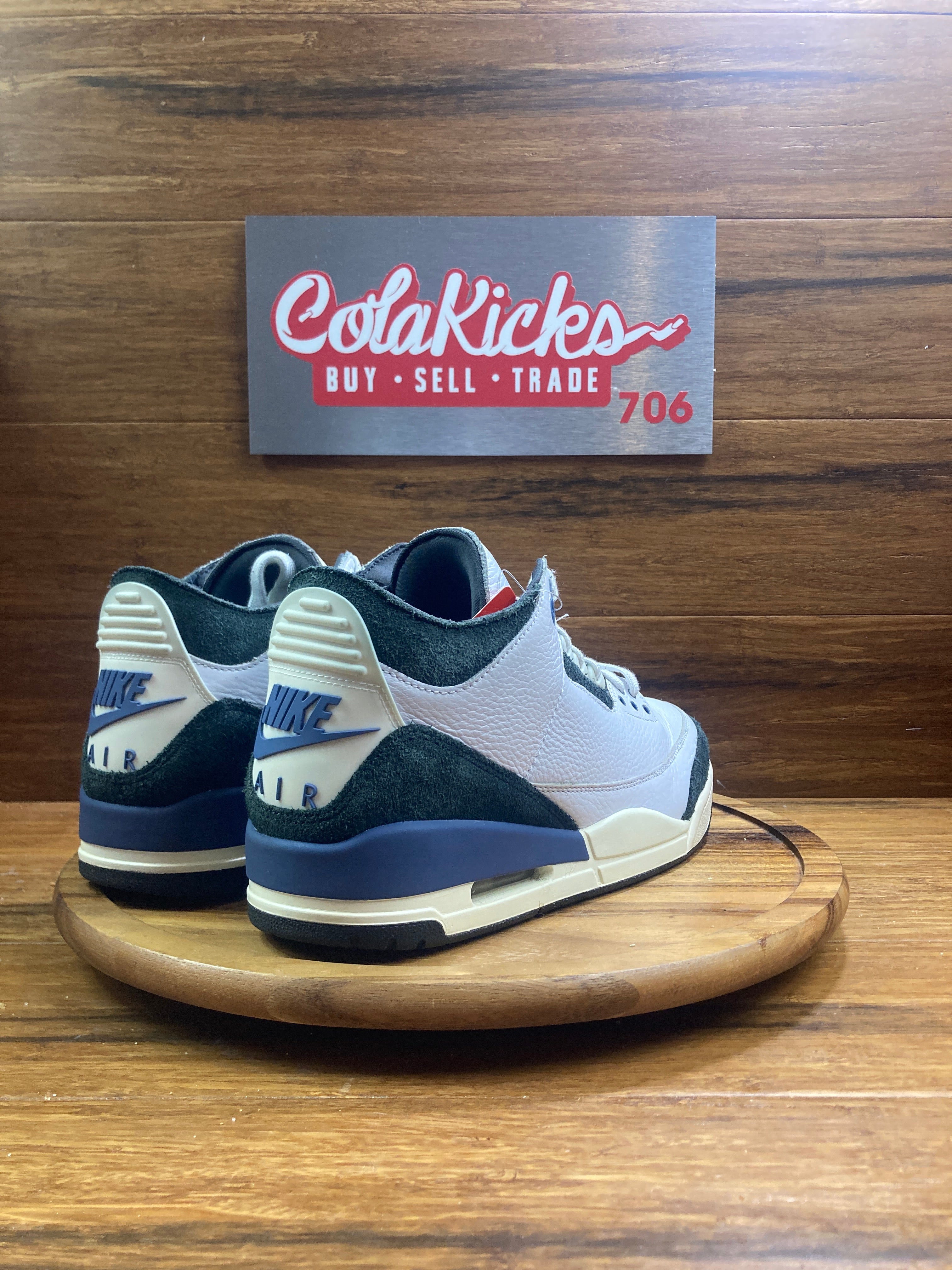 Jordan 3 Retro OG SP A Ma Maniére Diffused Blue