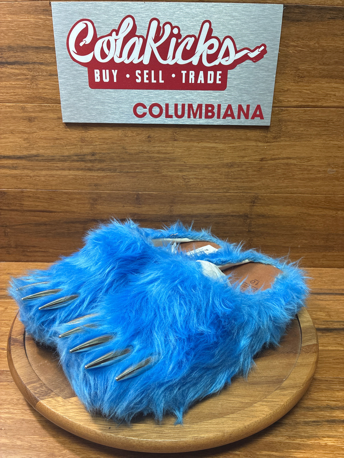 Bravest Studios Bear Claw Mule Blue
