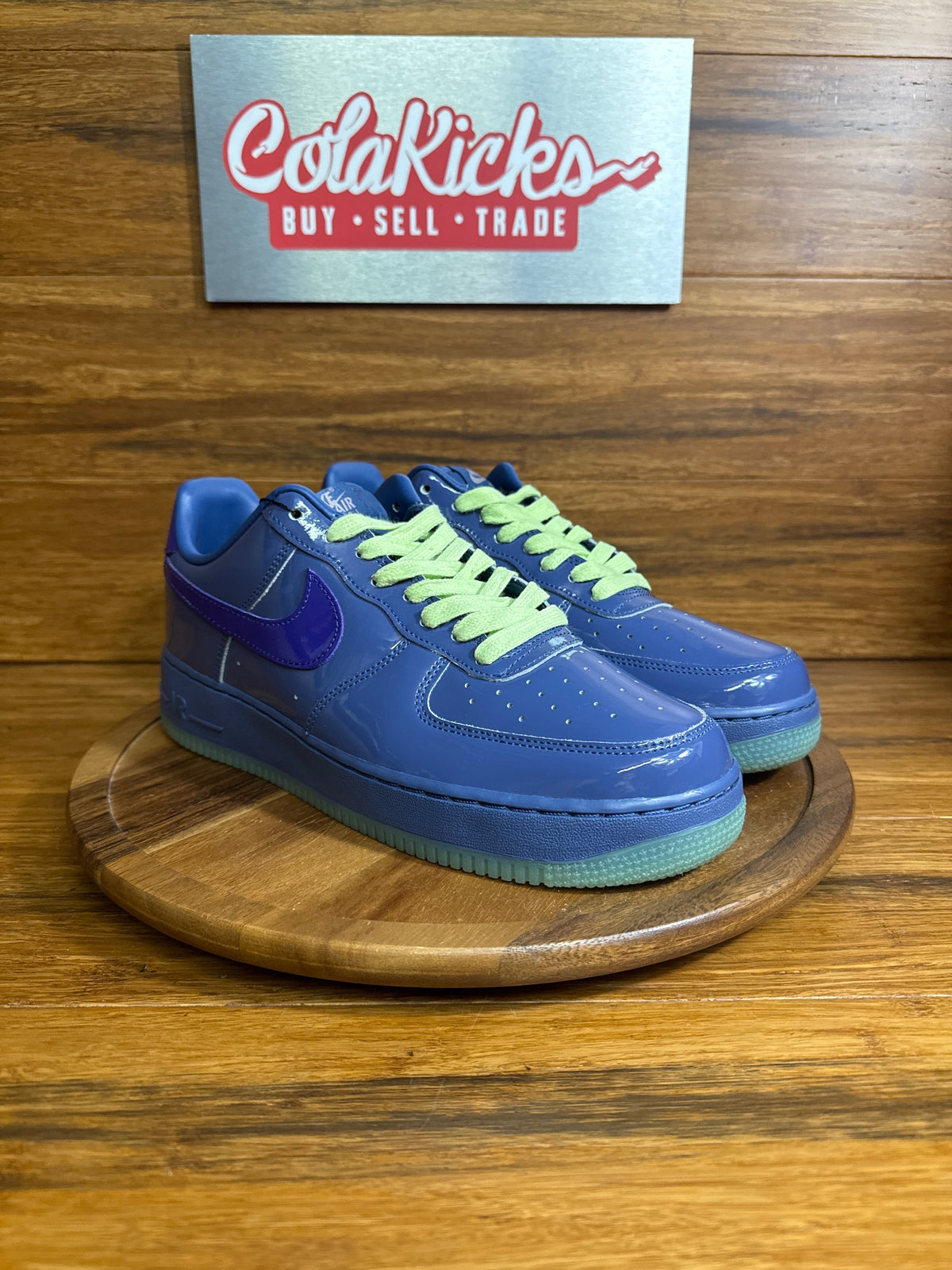 Nike Air Force 1 Low Patent Leather Mystic Navy Grape Ice