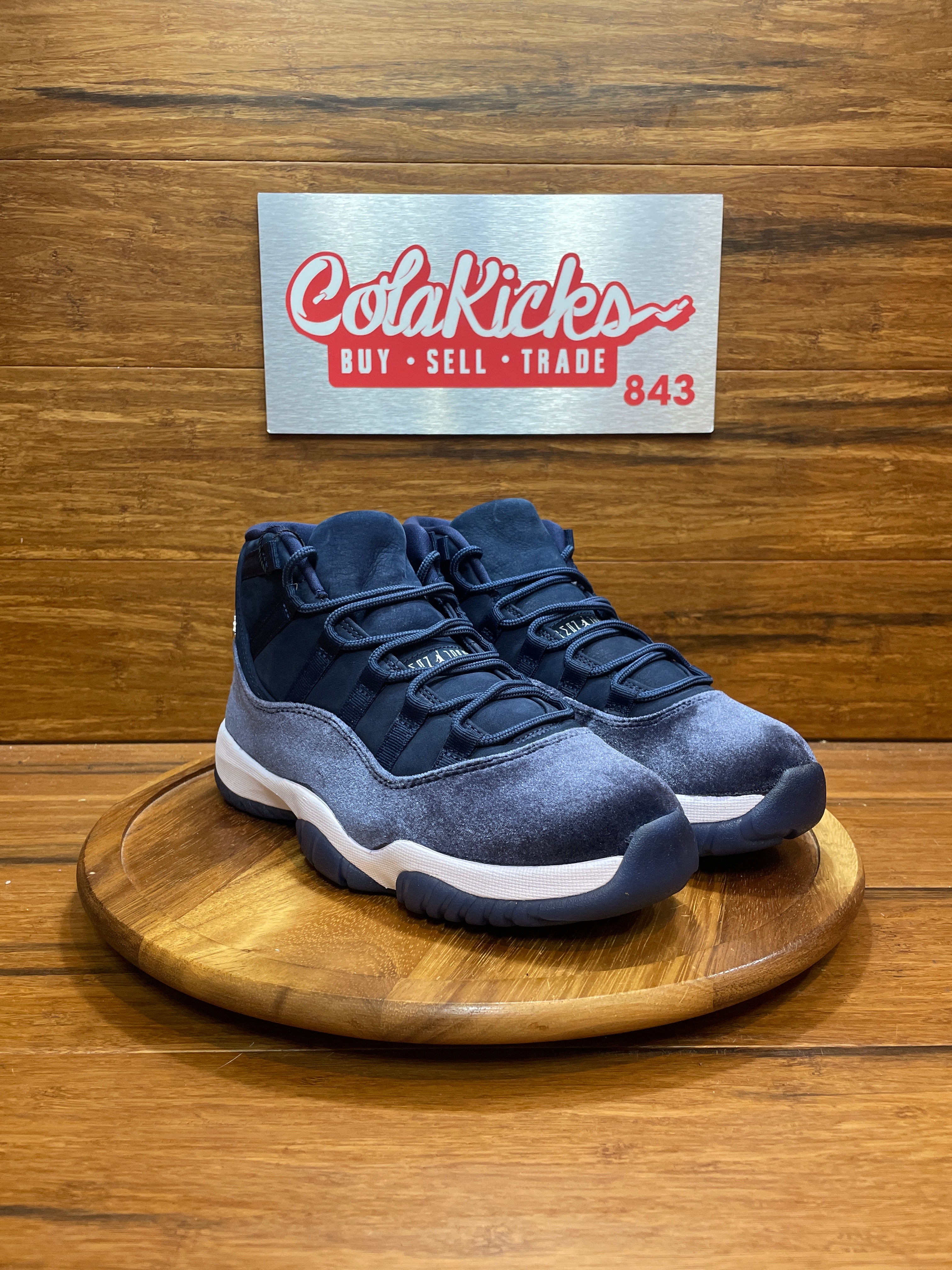 Jordan 11 Retro Midnight Navy (Women's)