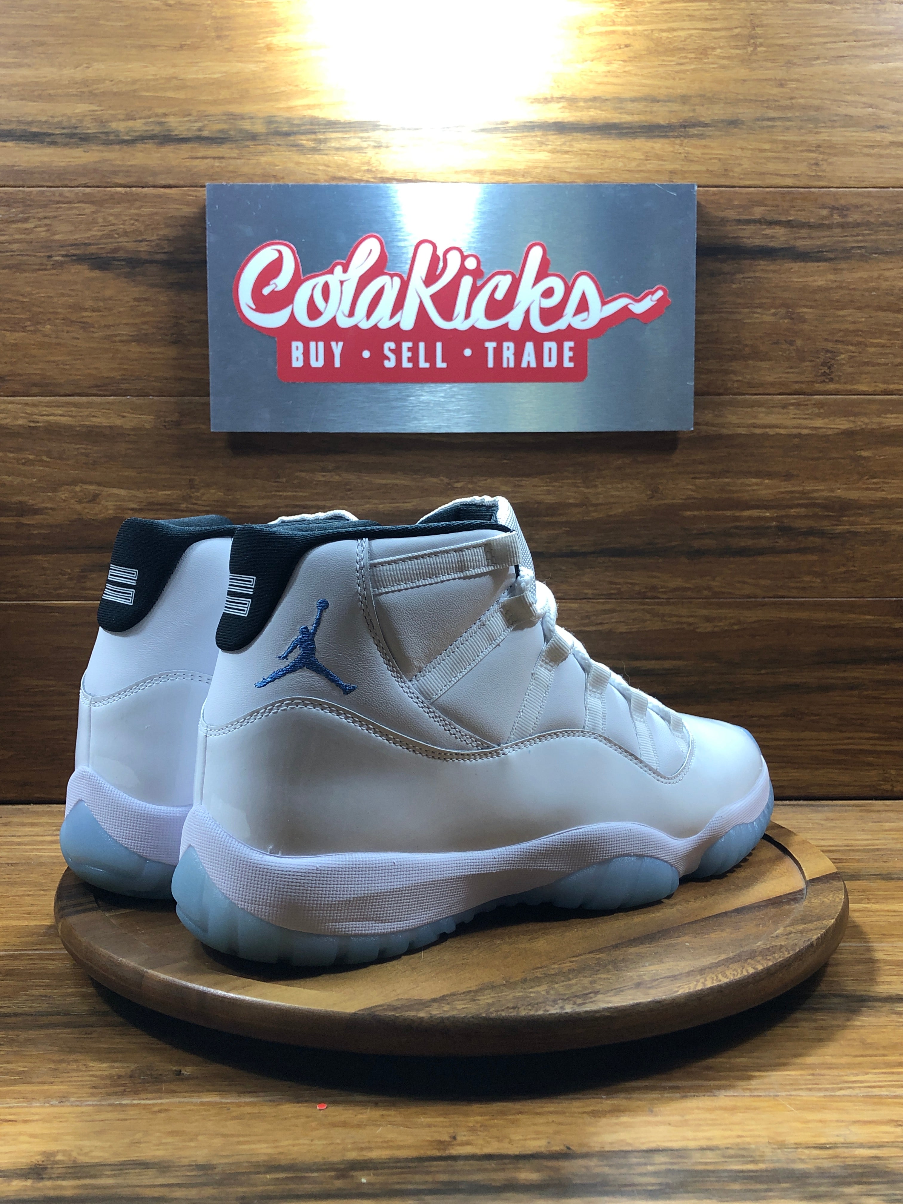 Jordan 11 Retro Legend Blue (2024)