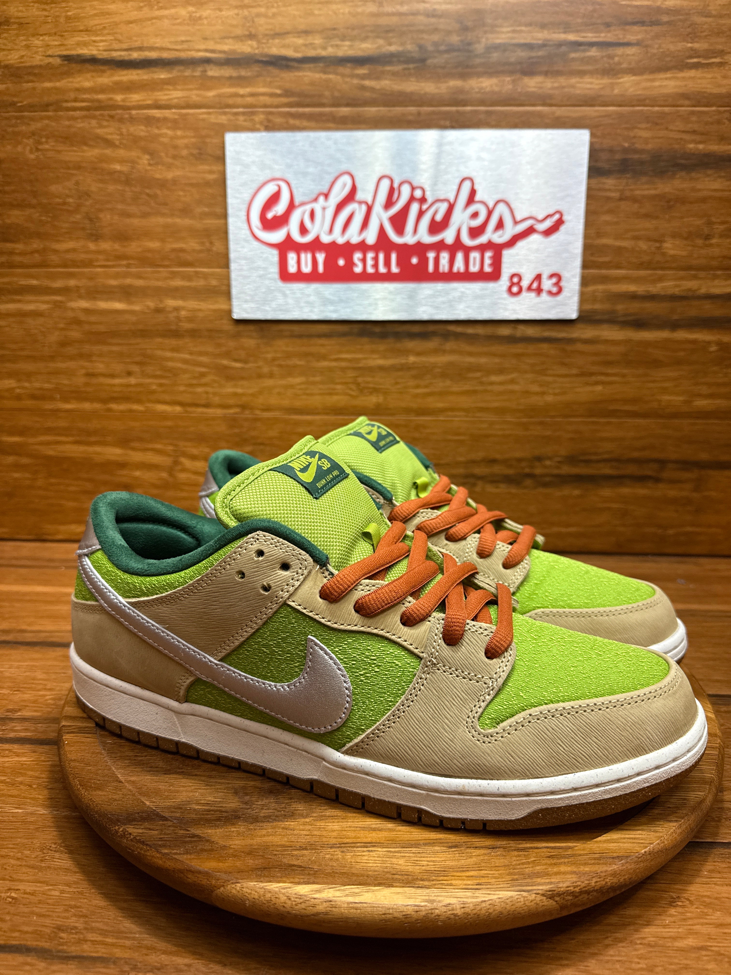 Nike SB Dunk Low Escargot