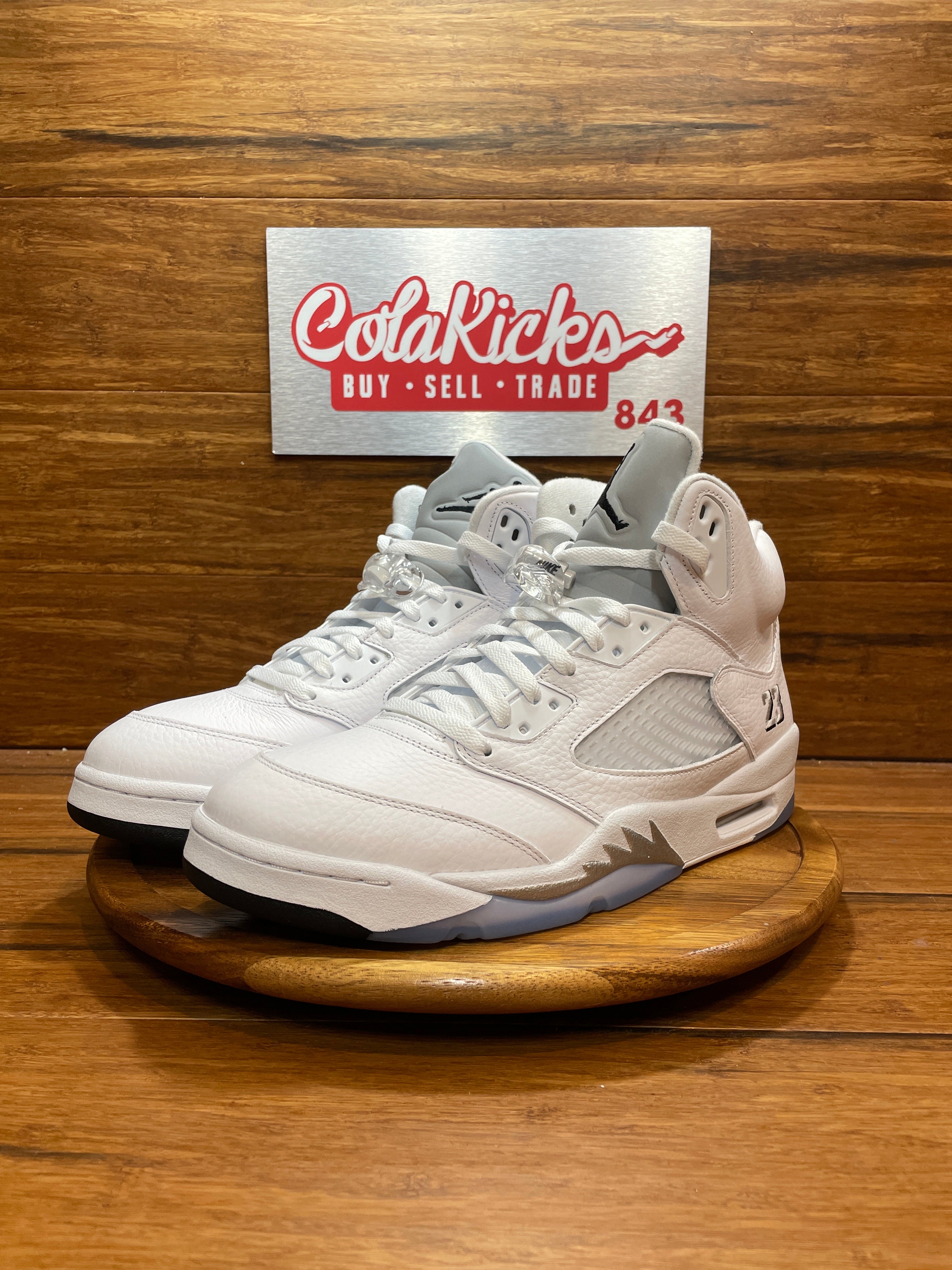 Jordan 5 Retro White Metallic (2026)