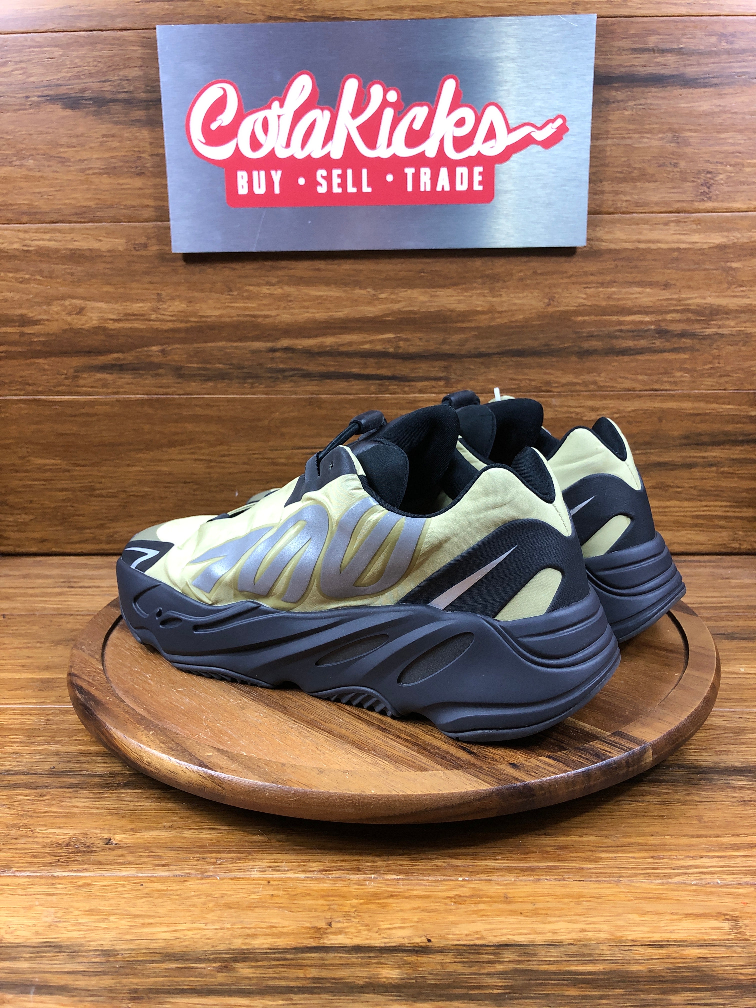 adidas Yeezy Boost 700 MNVN Resin
