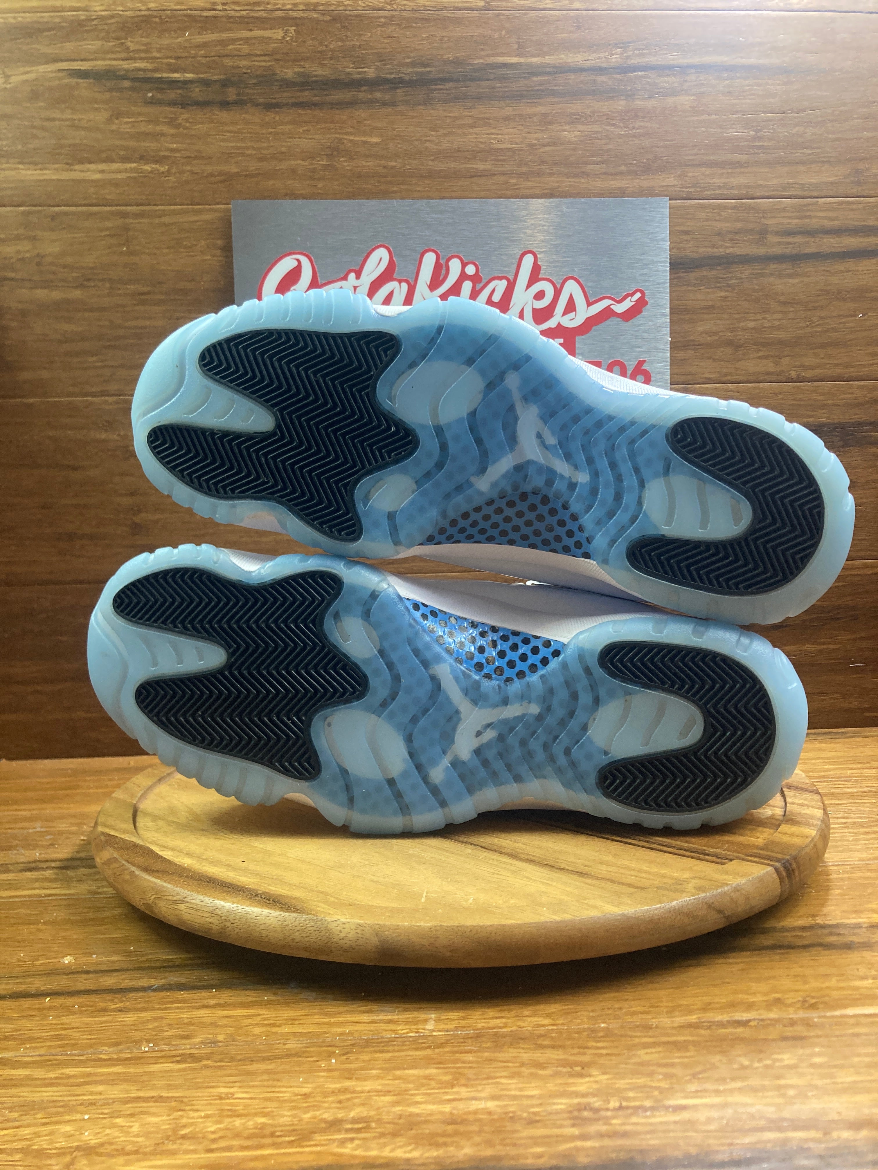 Jordan 11 Retro Legend Blue (2024)
