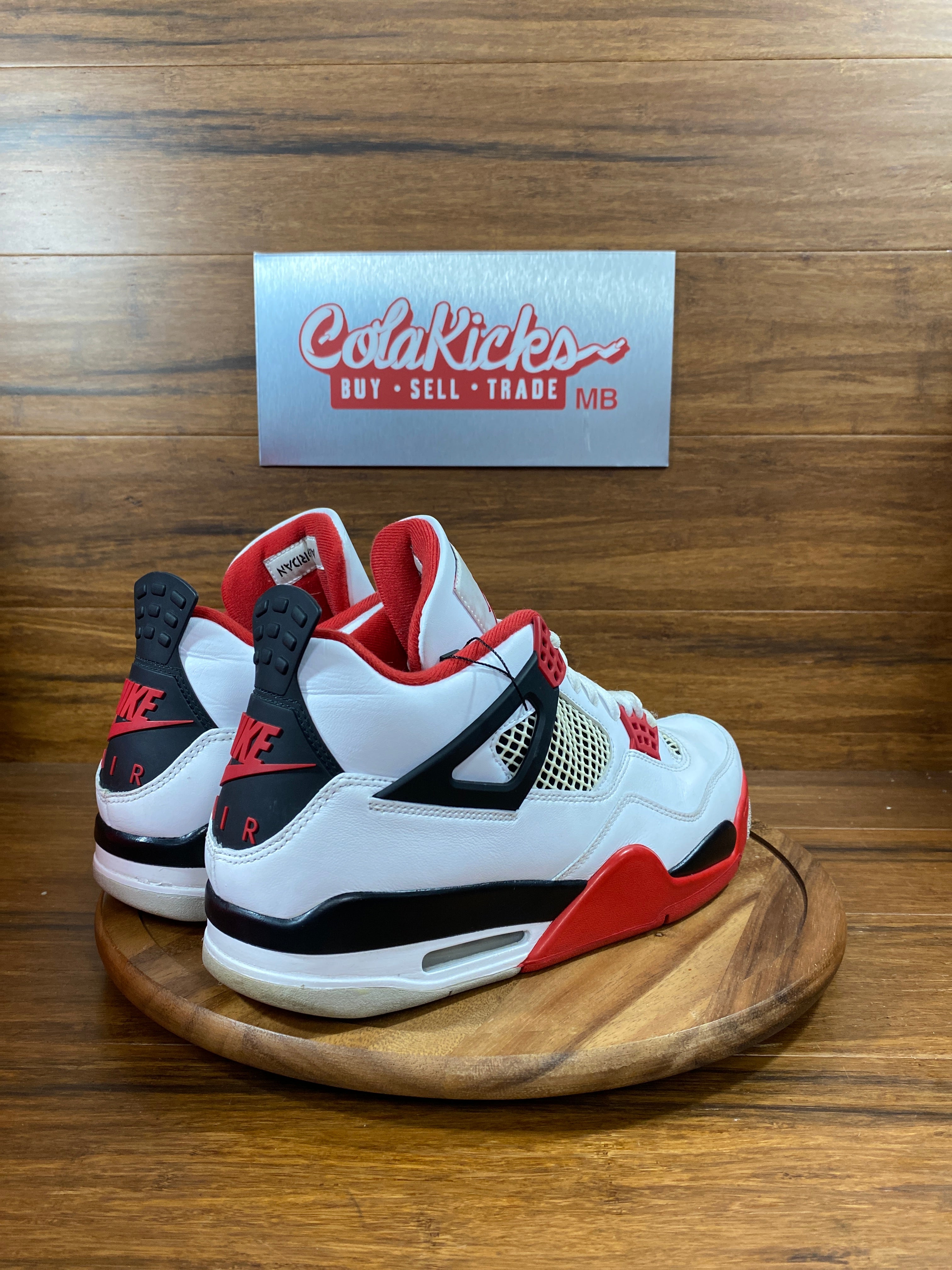 Jordan 4 Retro Fire Red (2020)