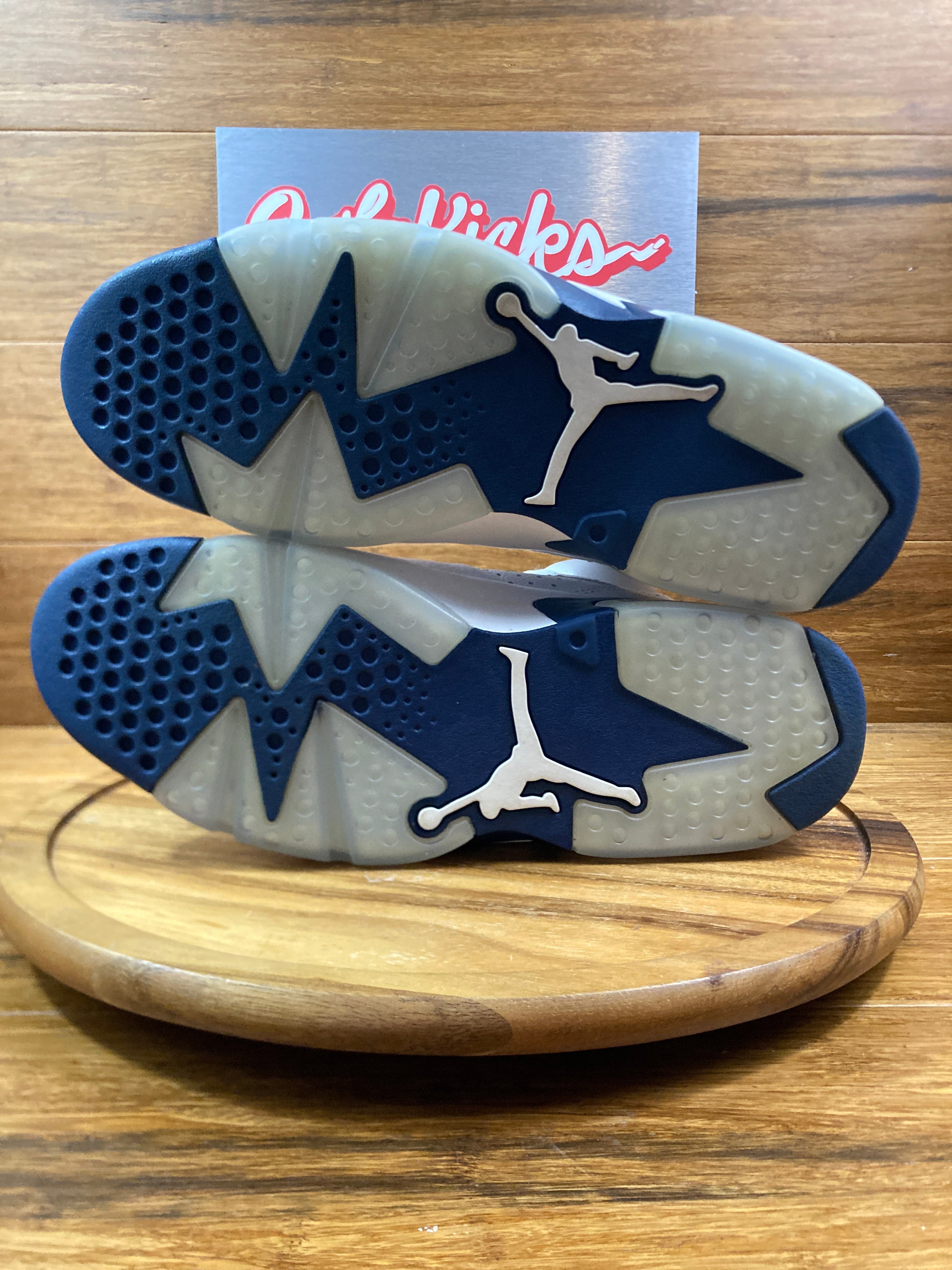 Jordan 6 Retro Midnight Navy (2022)