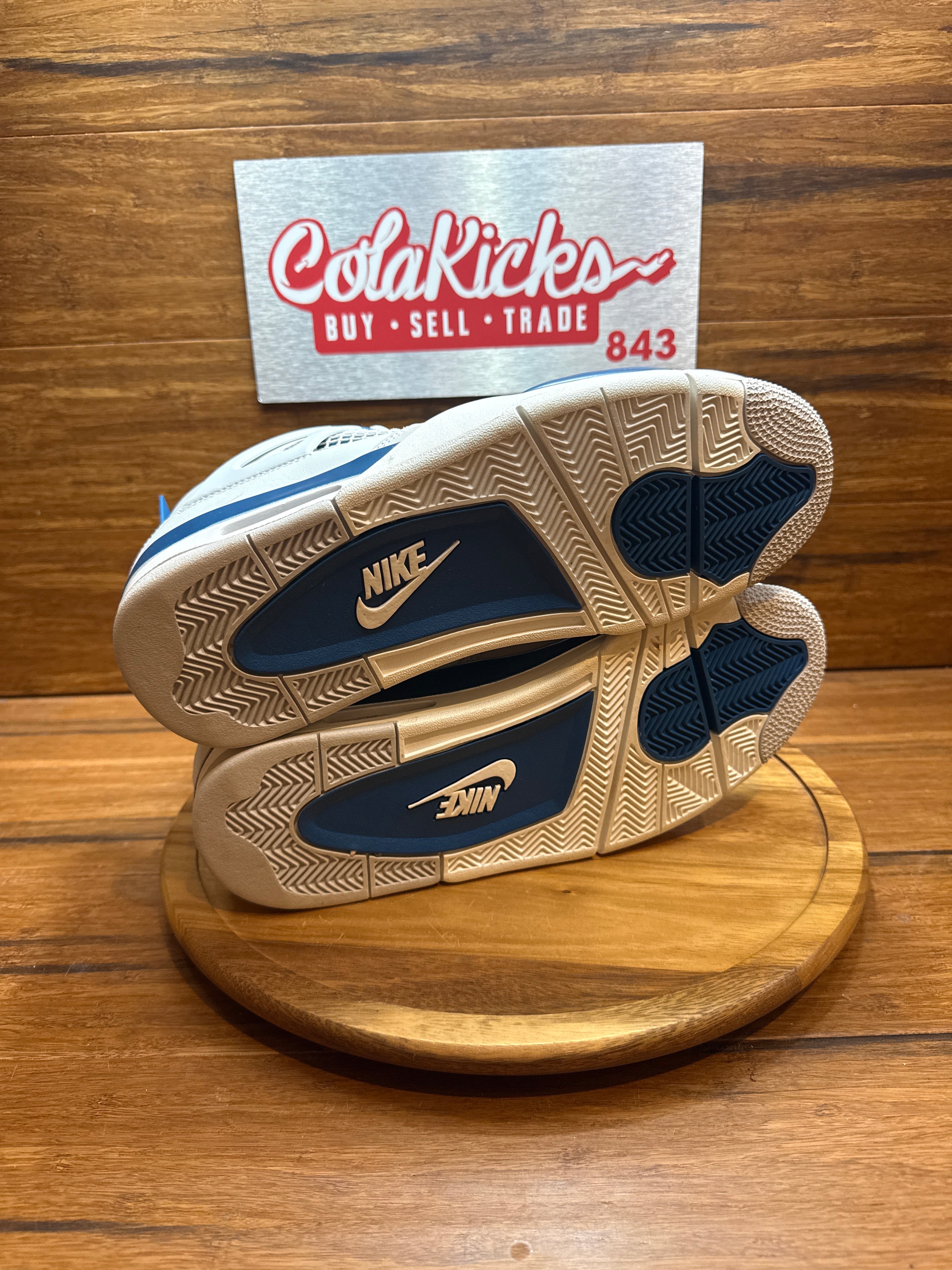 Jordan 4 Retro Military Blue (2024)