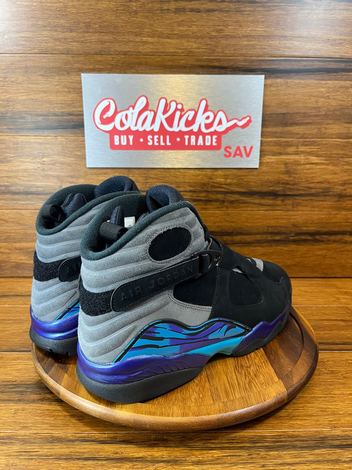 Jordan 8 Retro Aqua (2025)