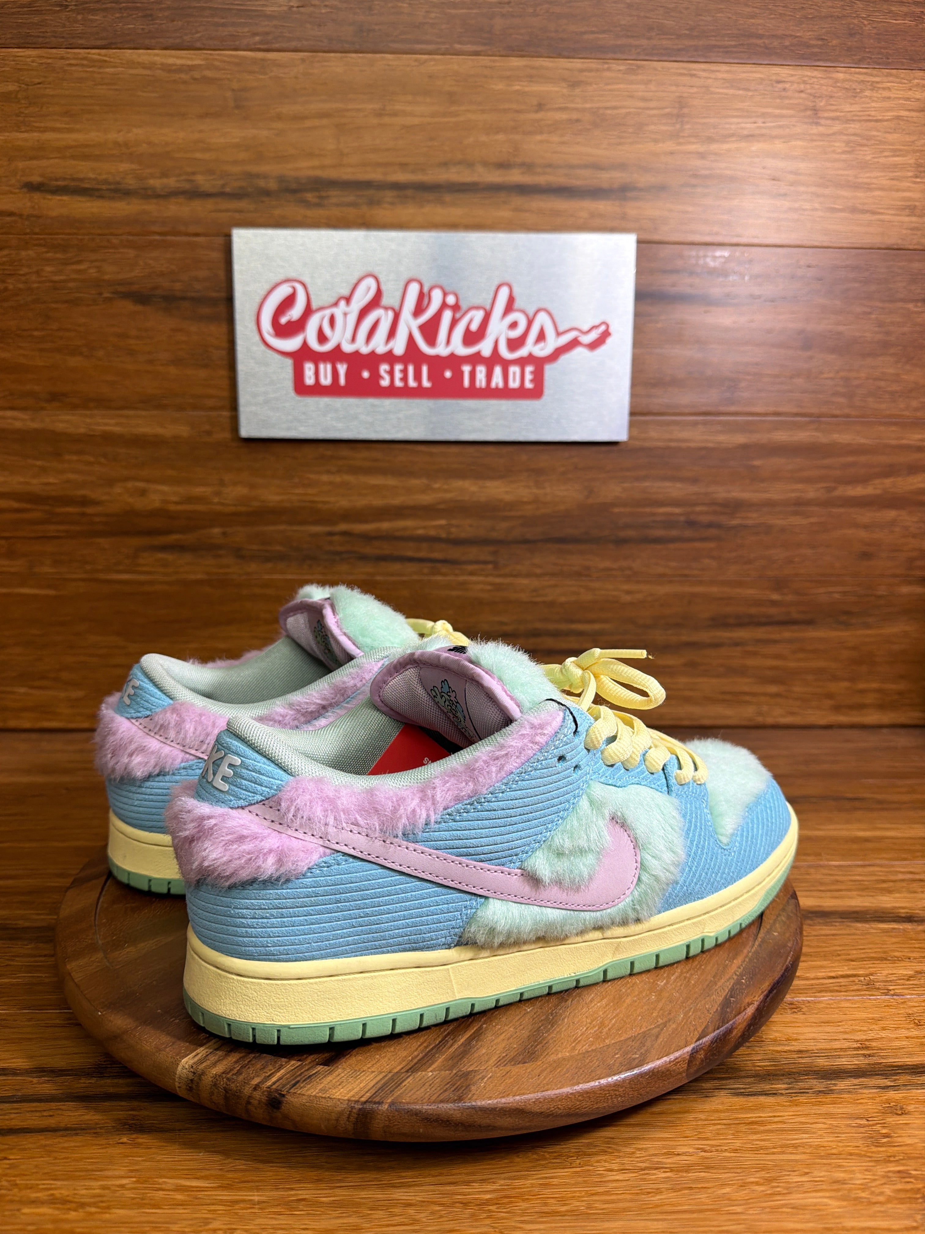 Nike SB Dunk Low Verdy Visty