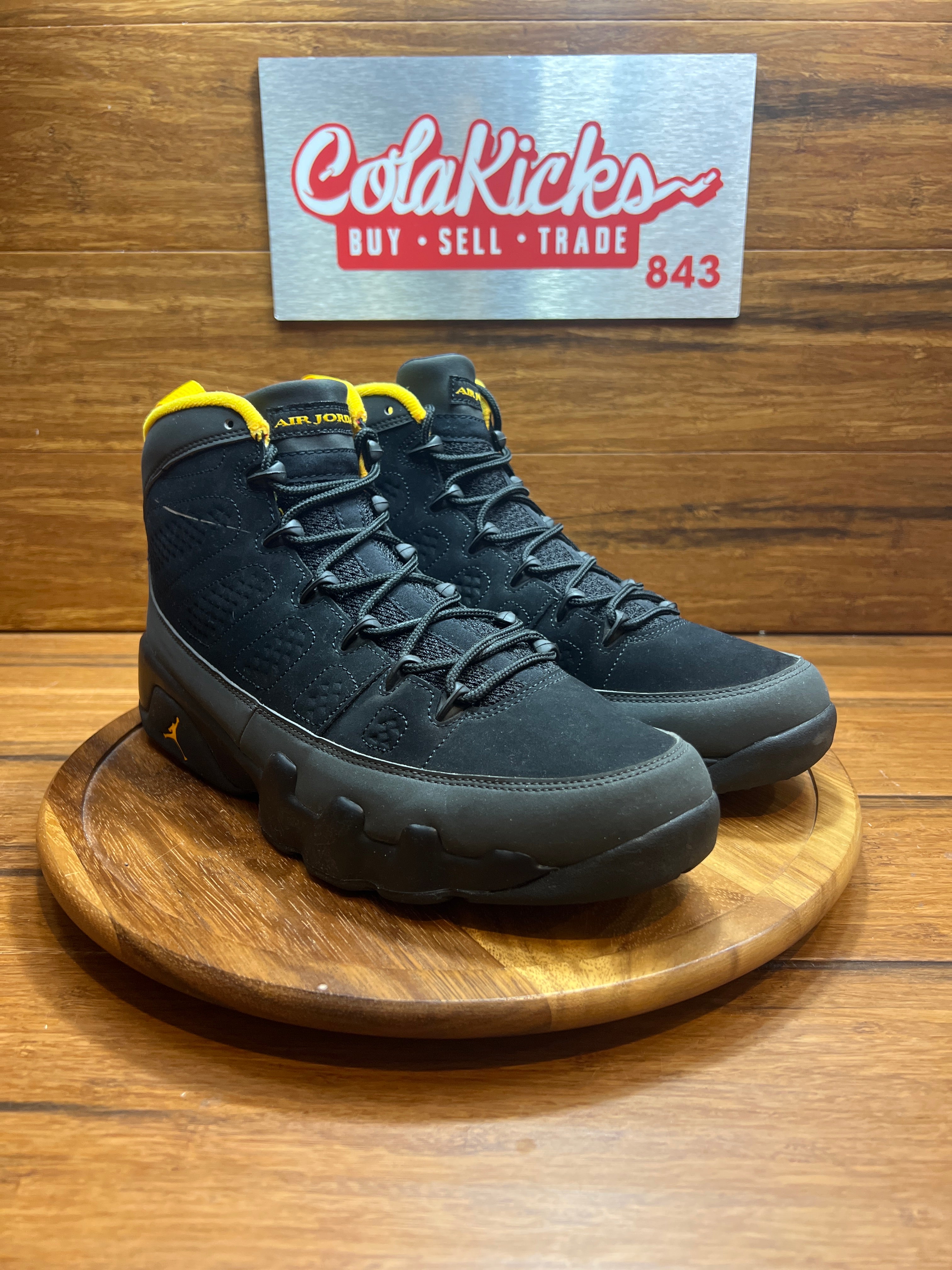 Jordan 9 Retro Dark Charcoal University Gold