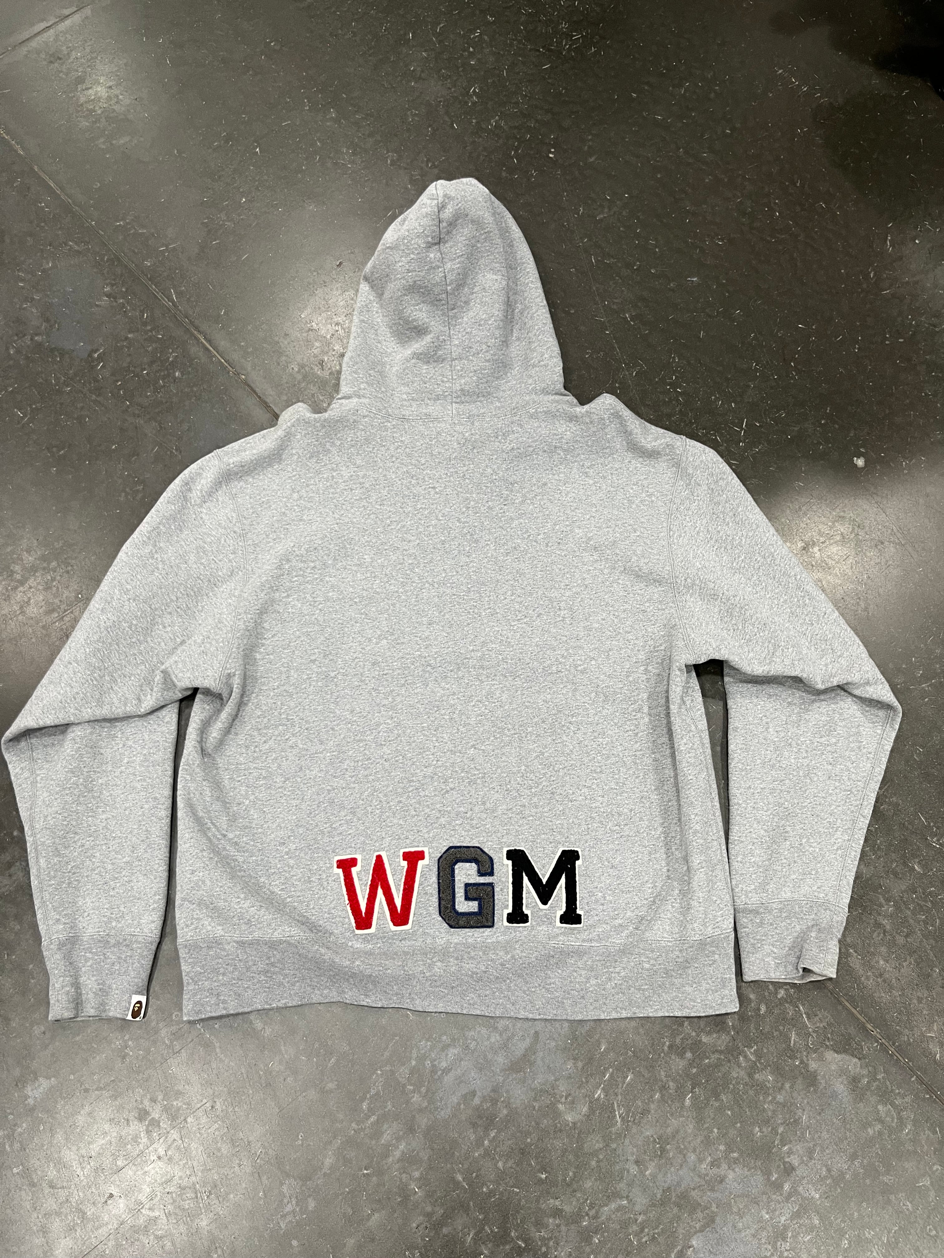 BAPE Busy Shark Relaxed Fit Pullover Hoodie (SS22)