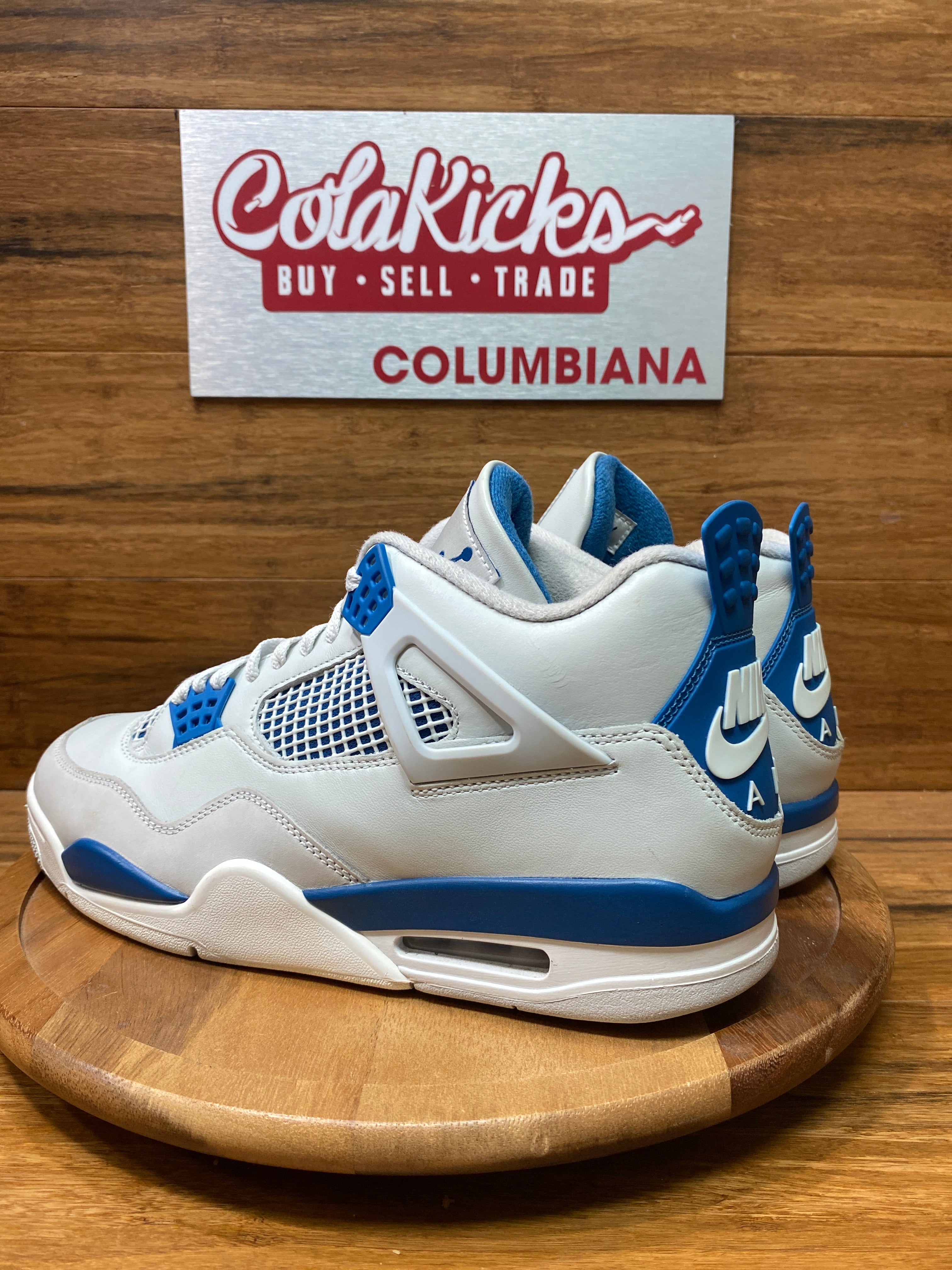 Jordan 4 Retro Military Blue (2024)