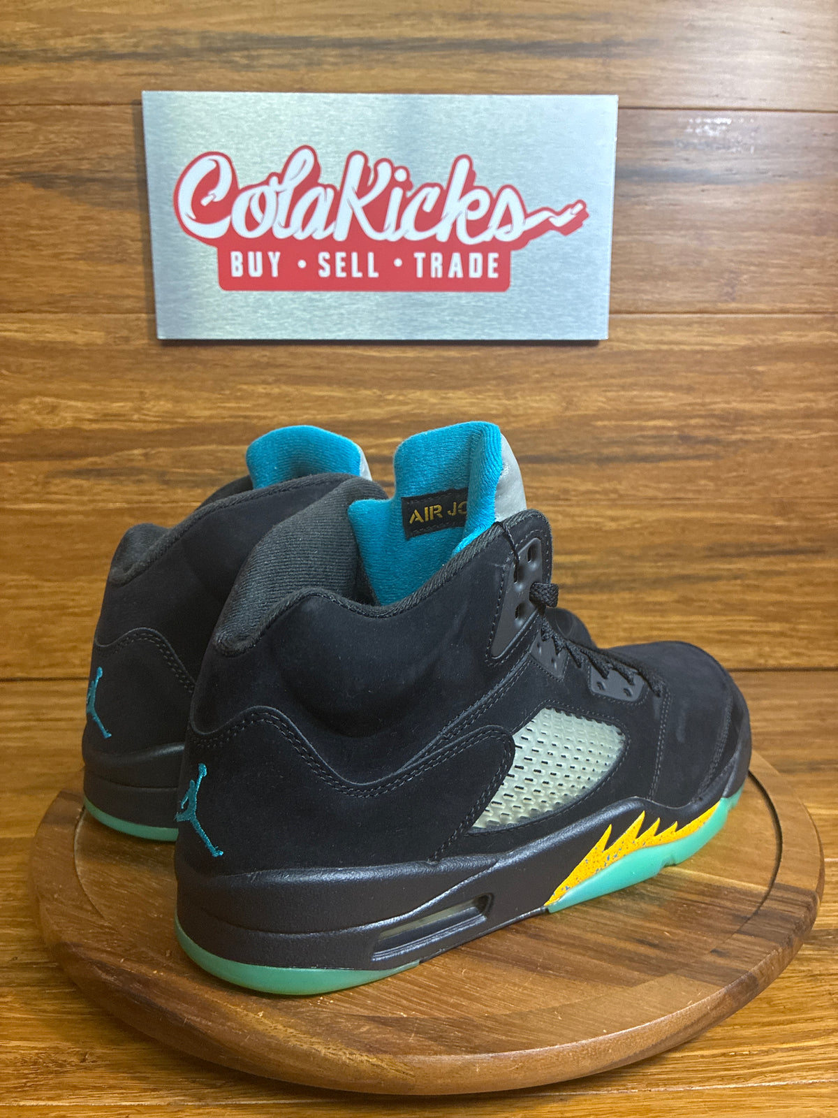 Jordan 5 Retro Aqua