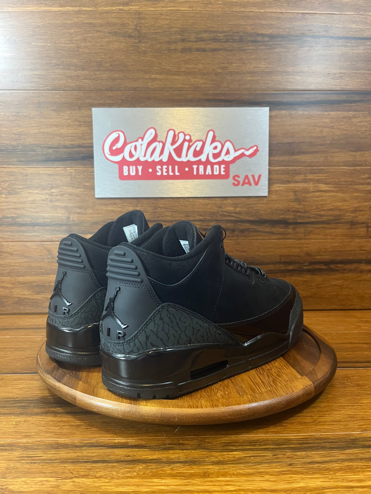 Jordan 3 Retro Black Cat (2025)