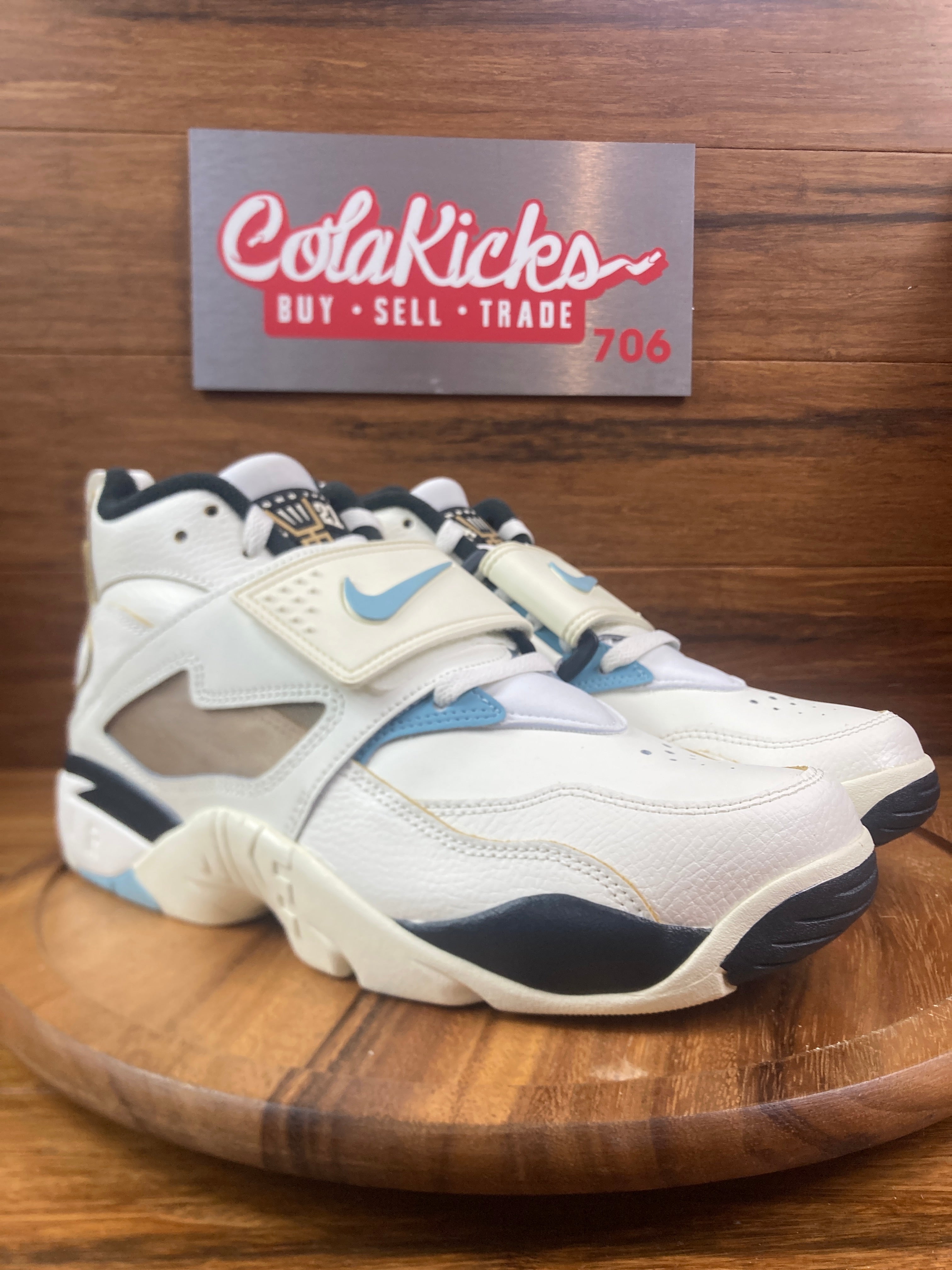 Nike Air Diamond Turf Must Be the Money