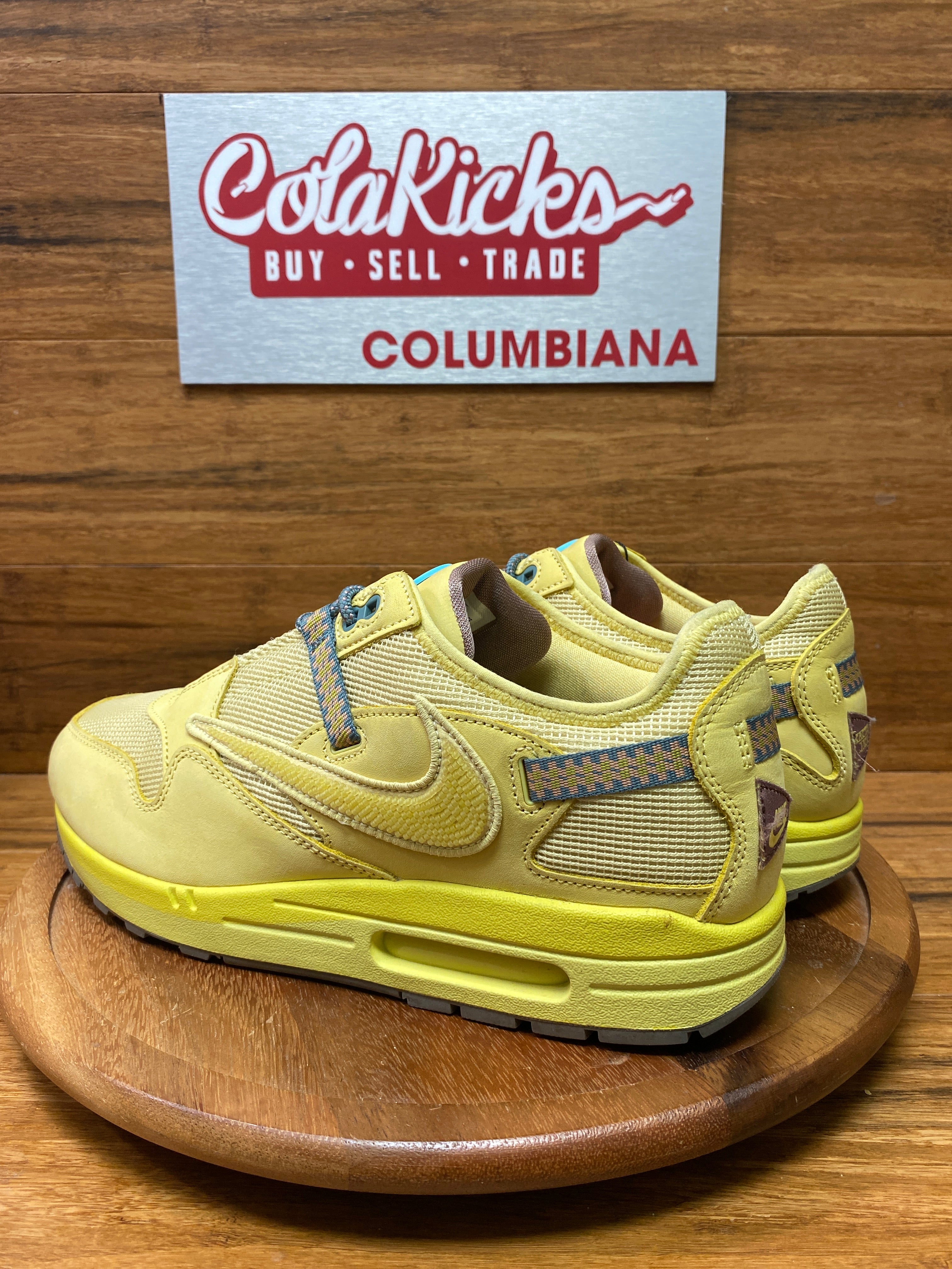 Nike Air Max 1 Travis Scott Cactus Jack Saturn Gold