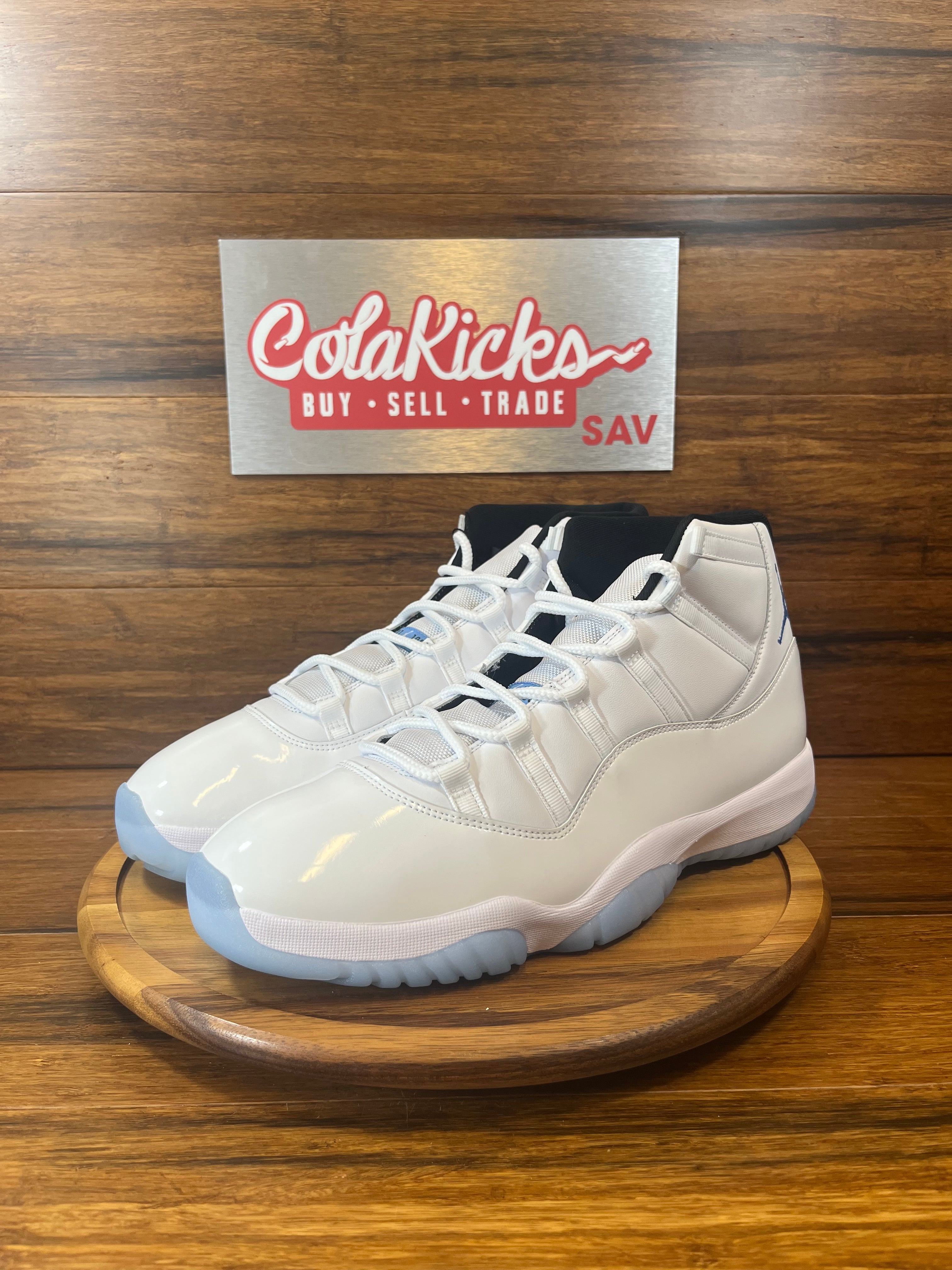 Jordan 11 Retro Legend Blue (2024)