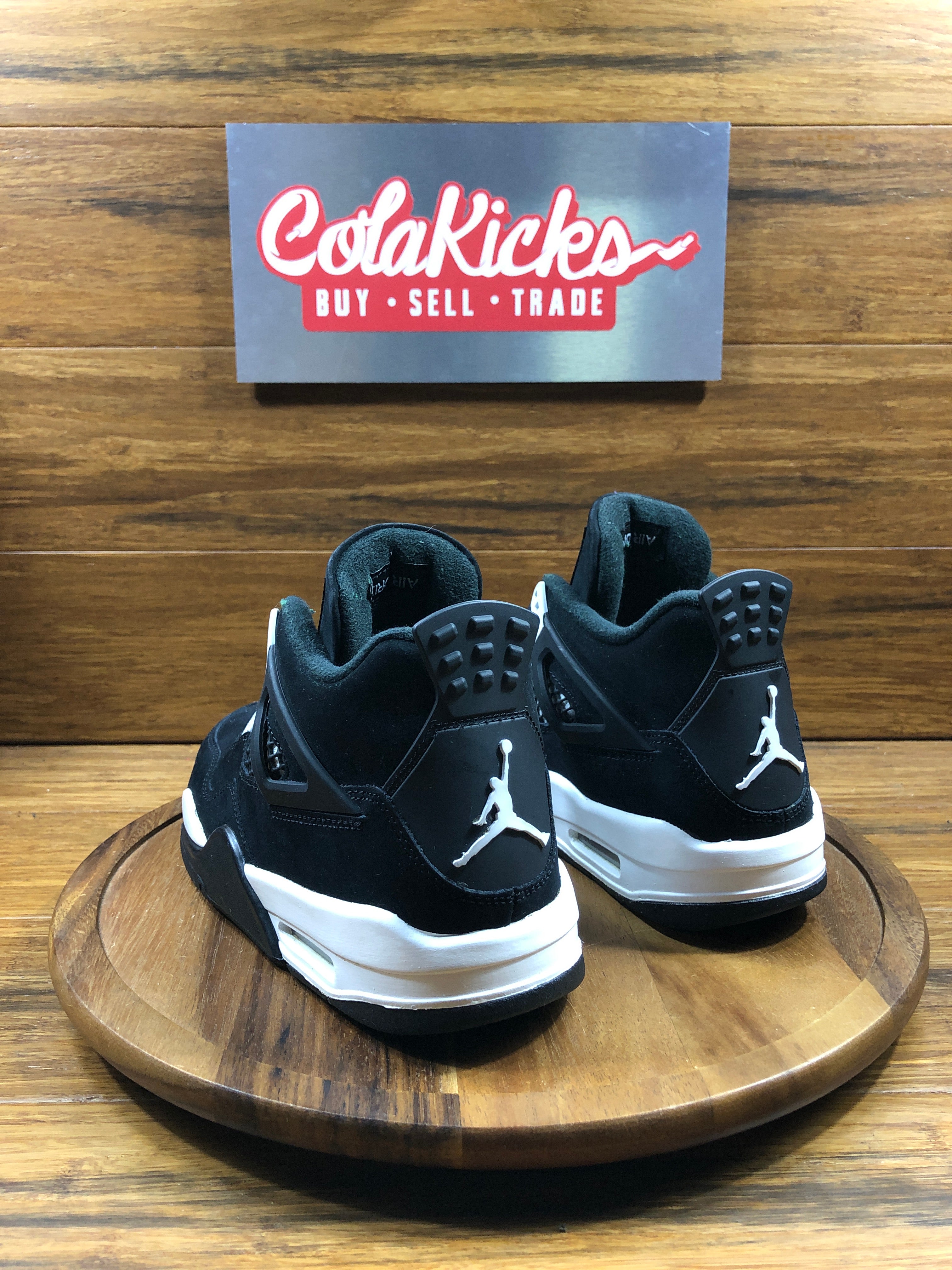Jordan 4 Retro White Thunder (GS)