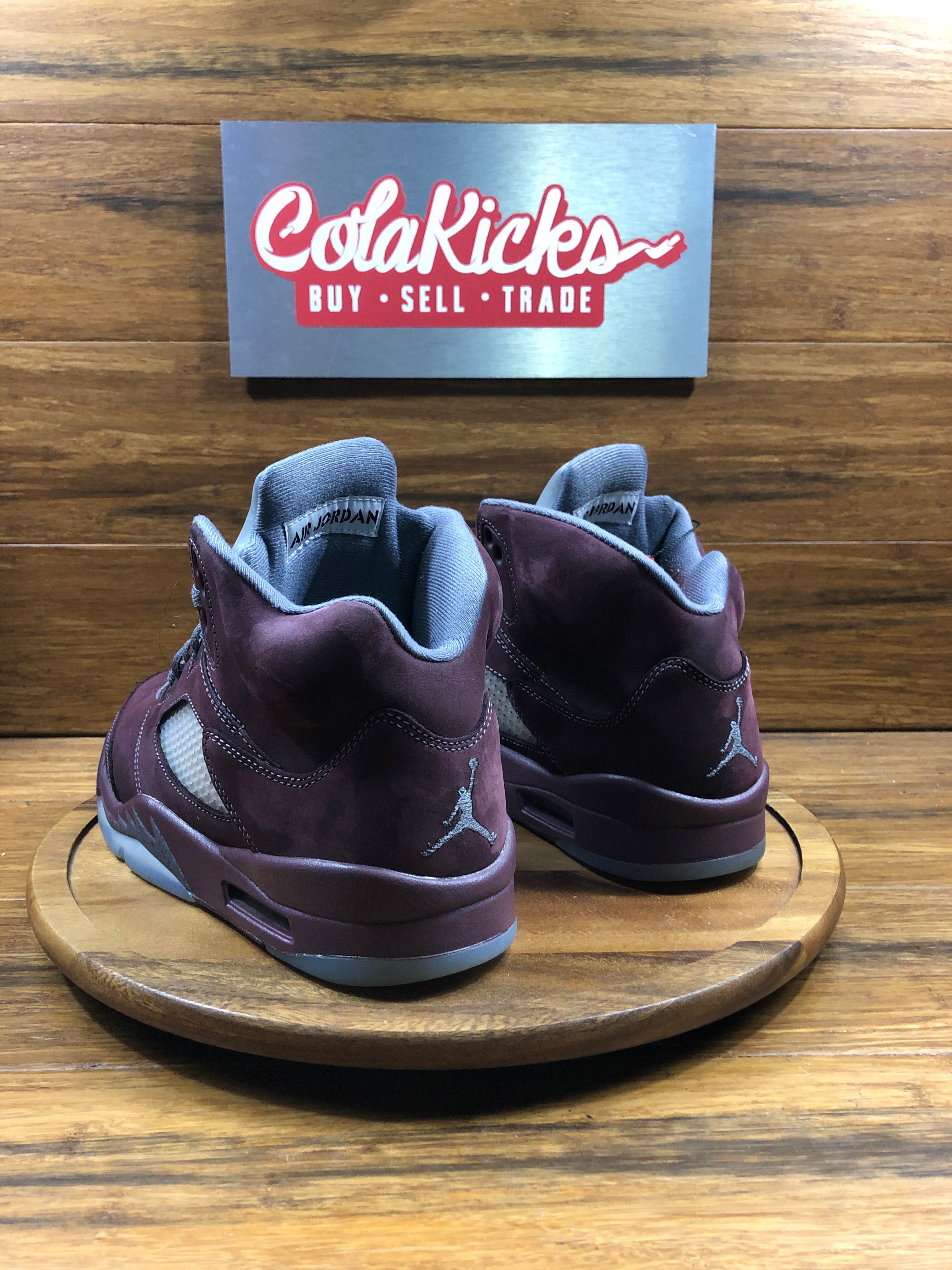 Jordan 5 Retro Burgundy (2023)