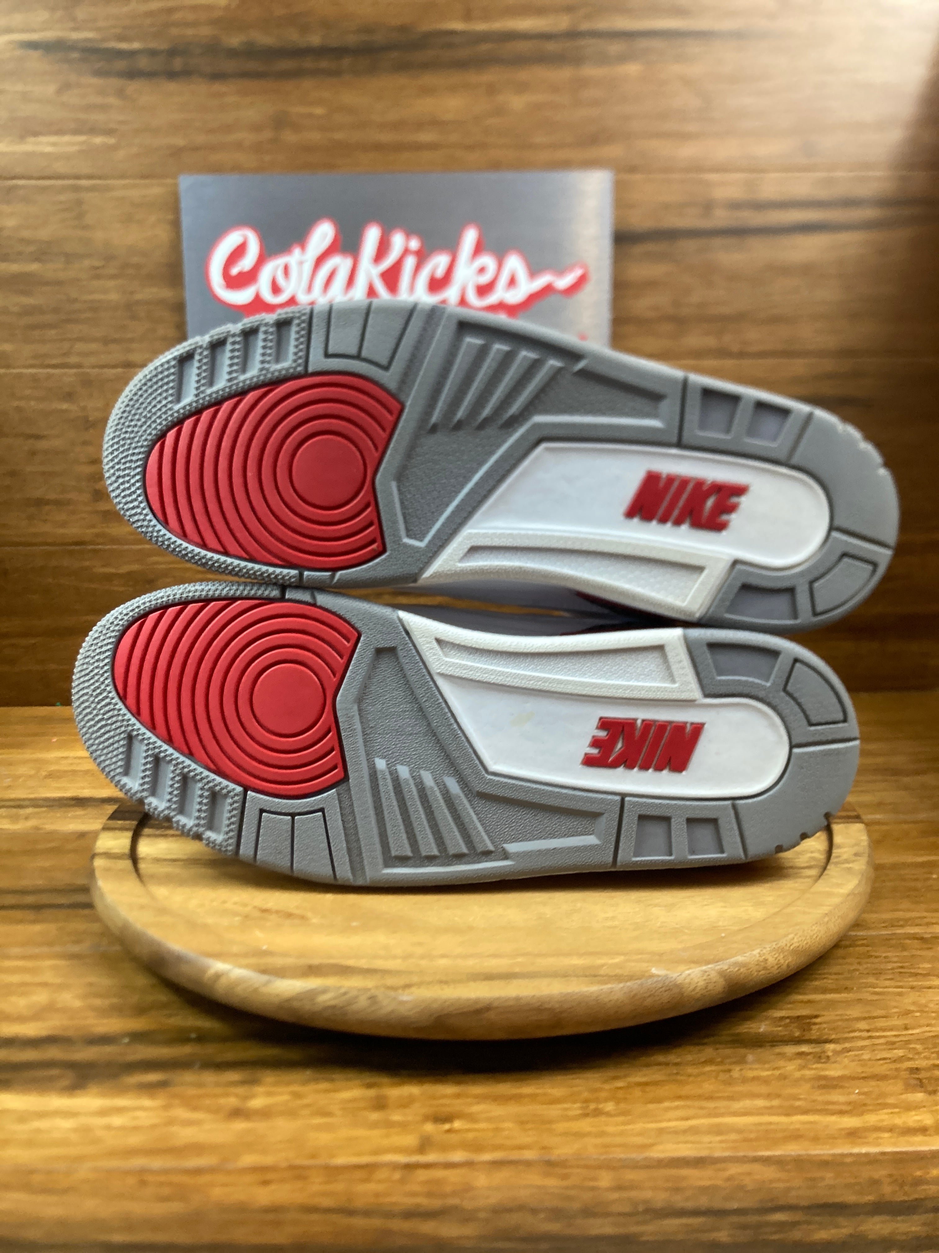 Jordan 3 Retro Fire Red (2022)