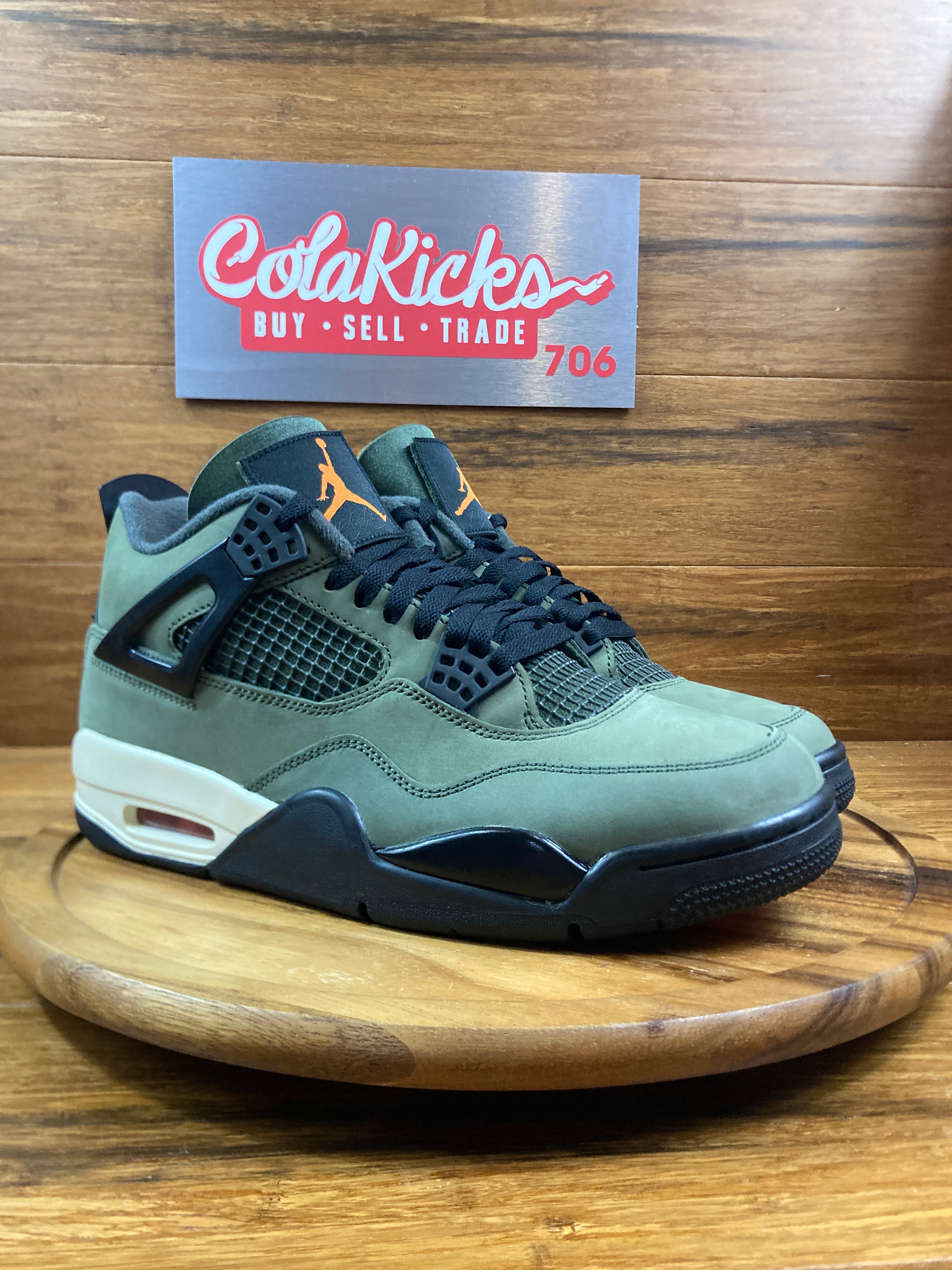 Jordan 4 Retro OG SP Undefeated (2025)
