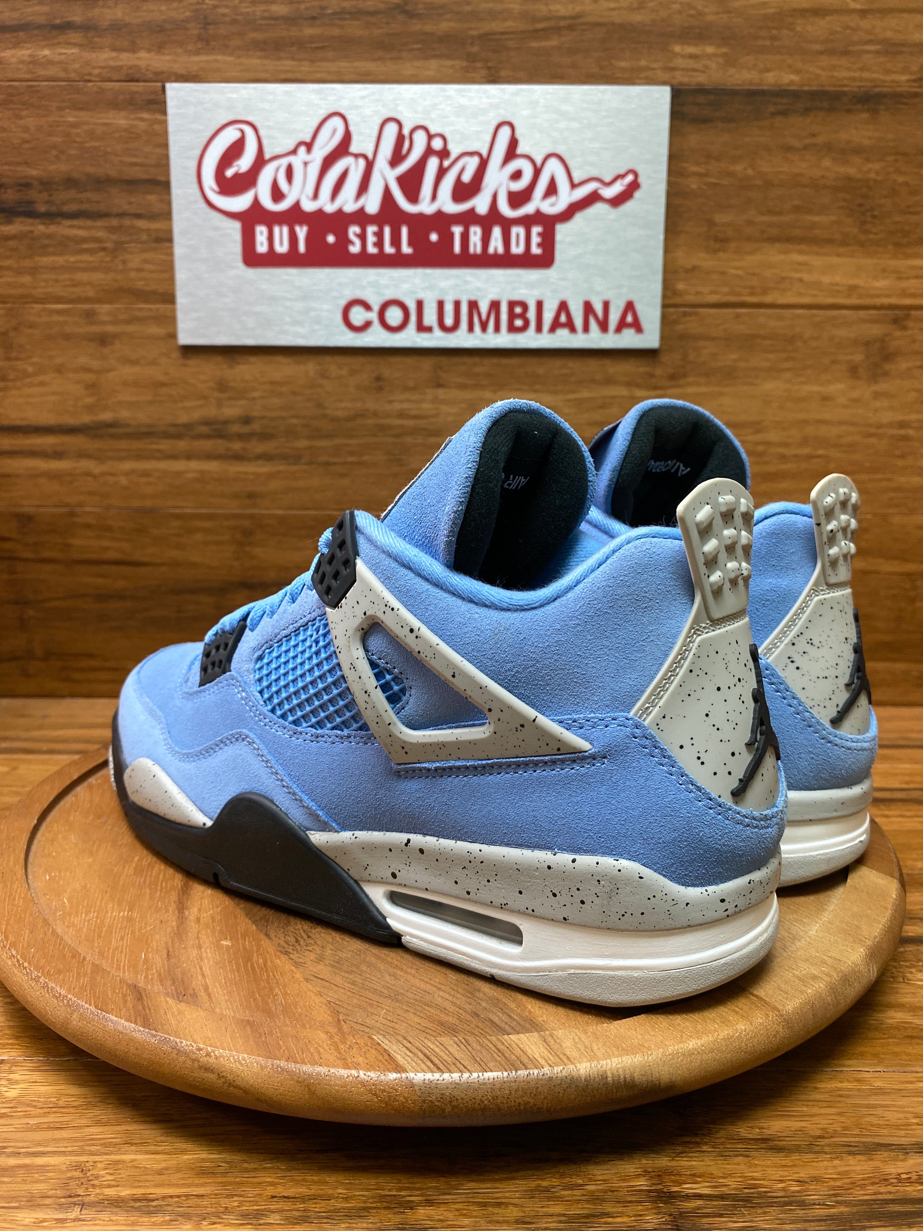 Jordan 4 Retro University Blue