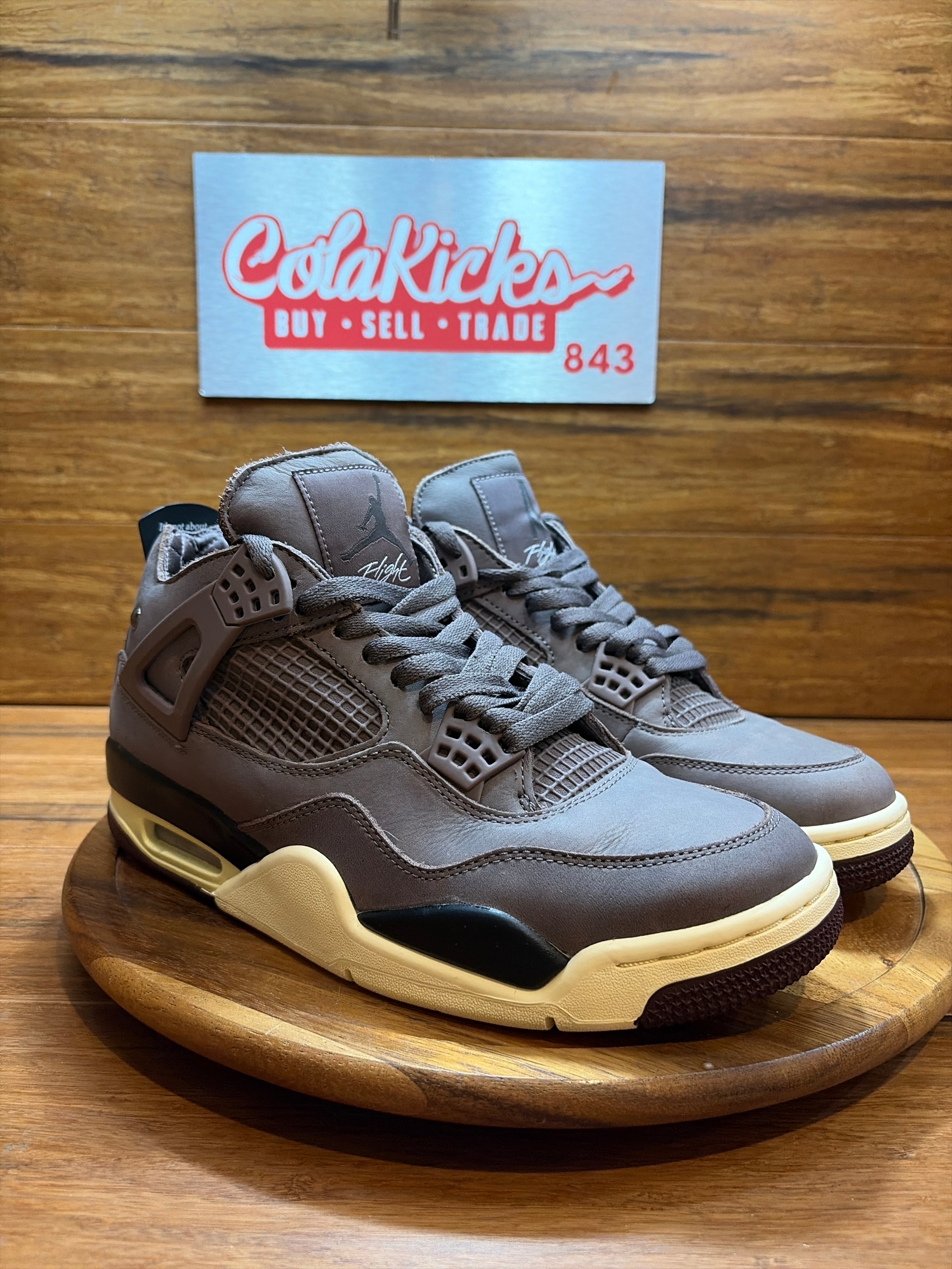 Jordan 4 Retro SP A Ma Maniére Violet Ore