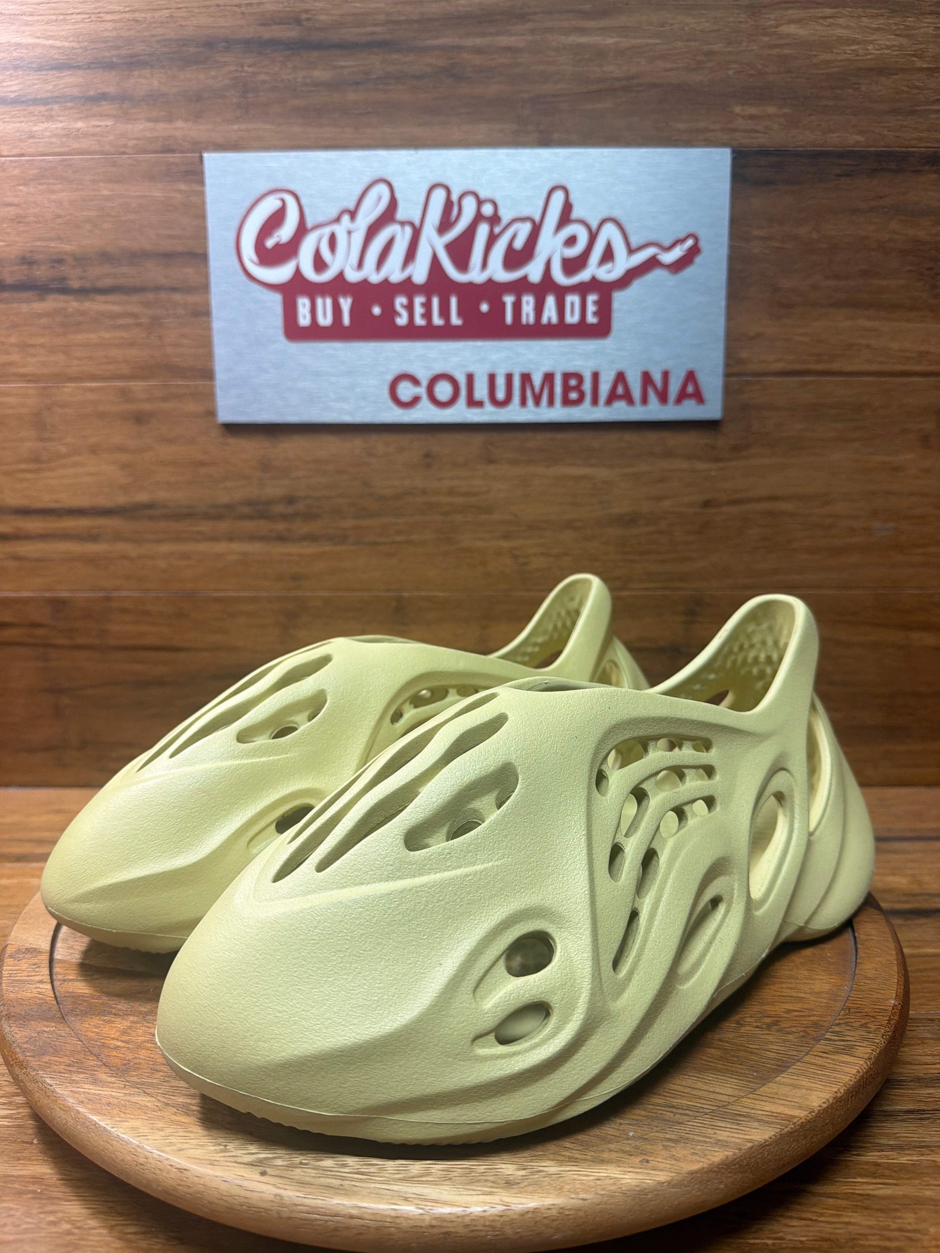 adidas Yeezy Foam RNNR Sulfur