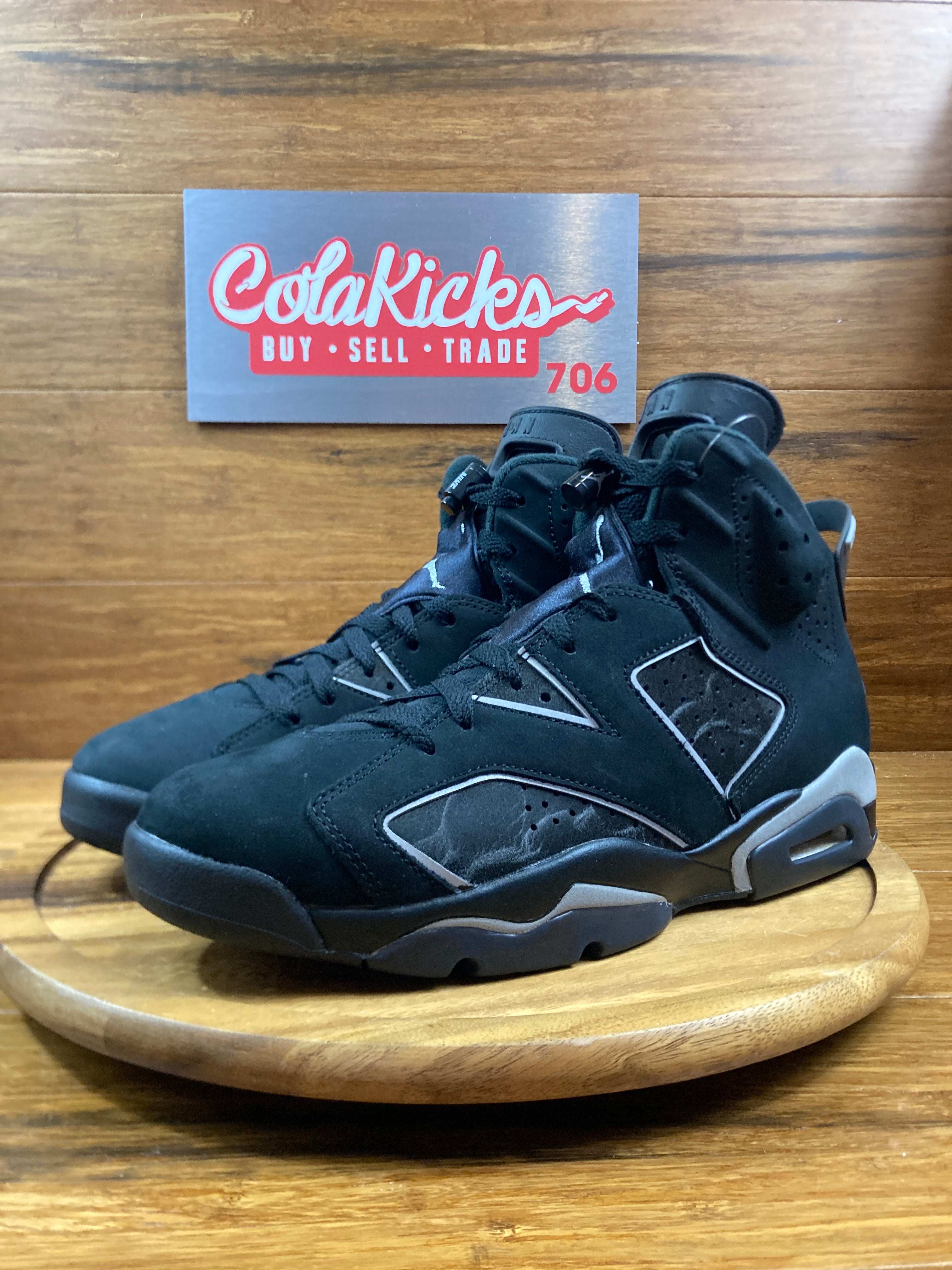 Jordan 6 Retro Cap and Gown