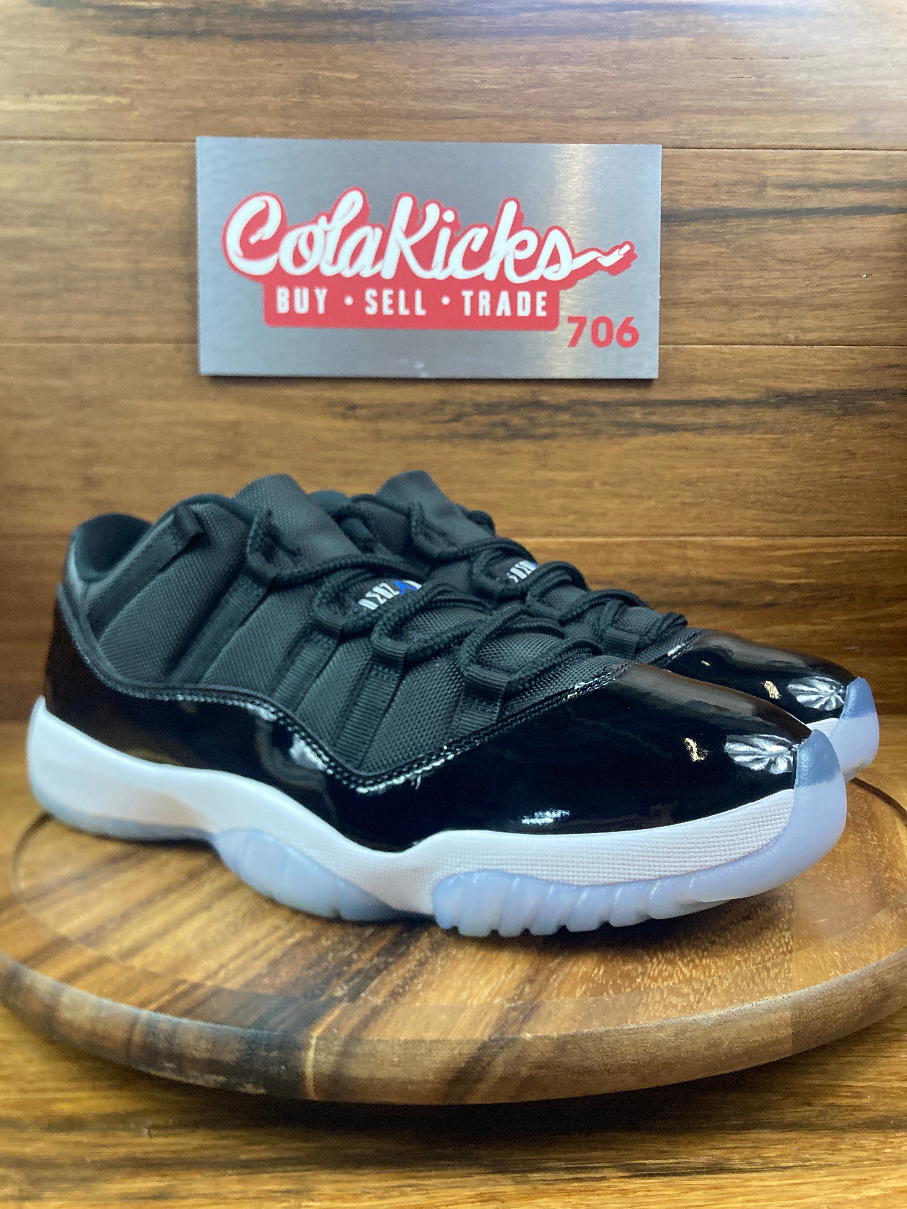 Jordan 11 Retro Low Space Jam