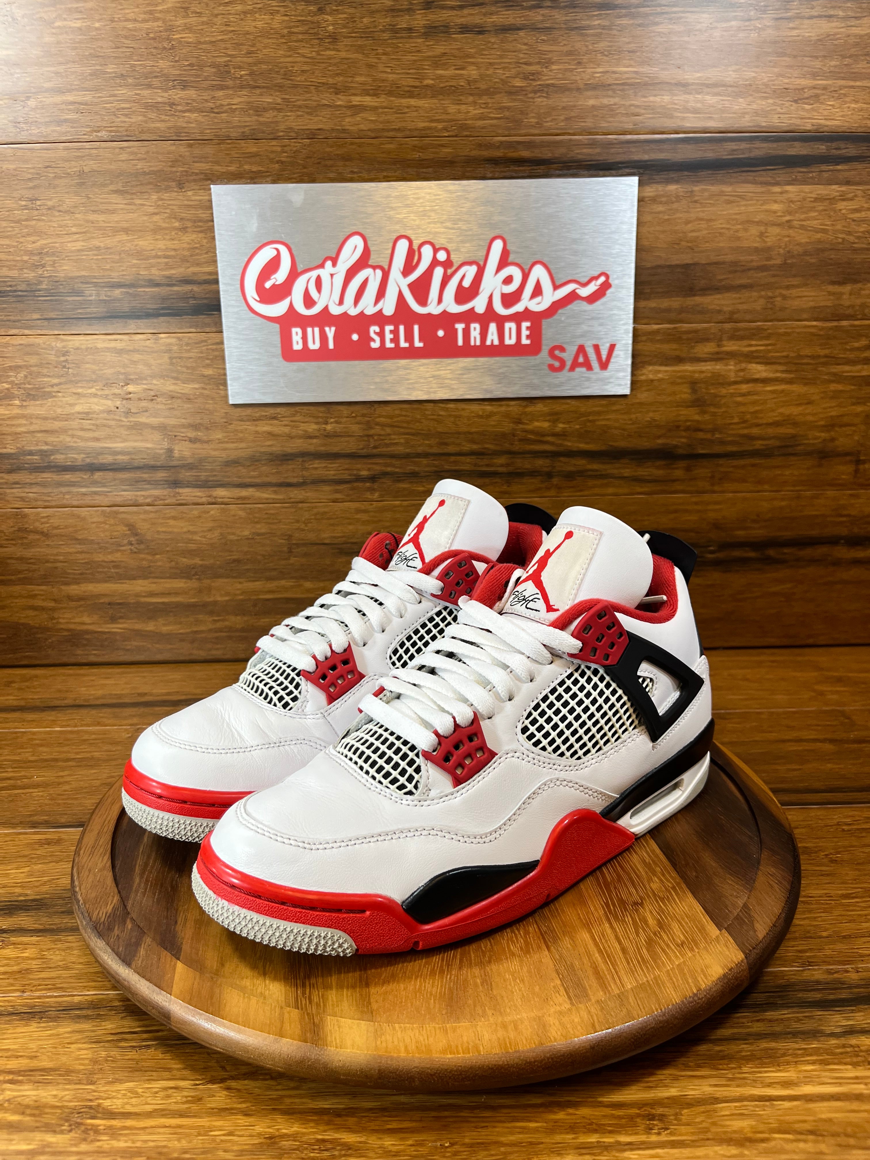 Jordan 4 Retro Fire Red (2020)