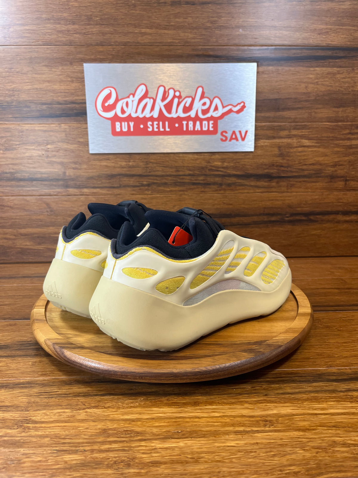adidas Yeezy 700 V3 Safflower