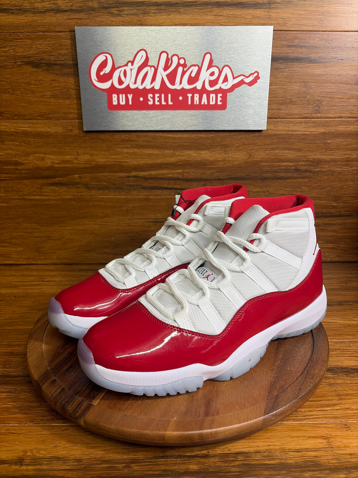 Jordan 11 Retro Cherry (2022)