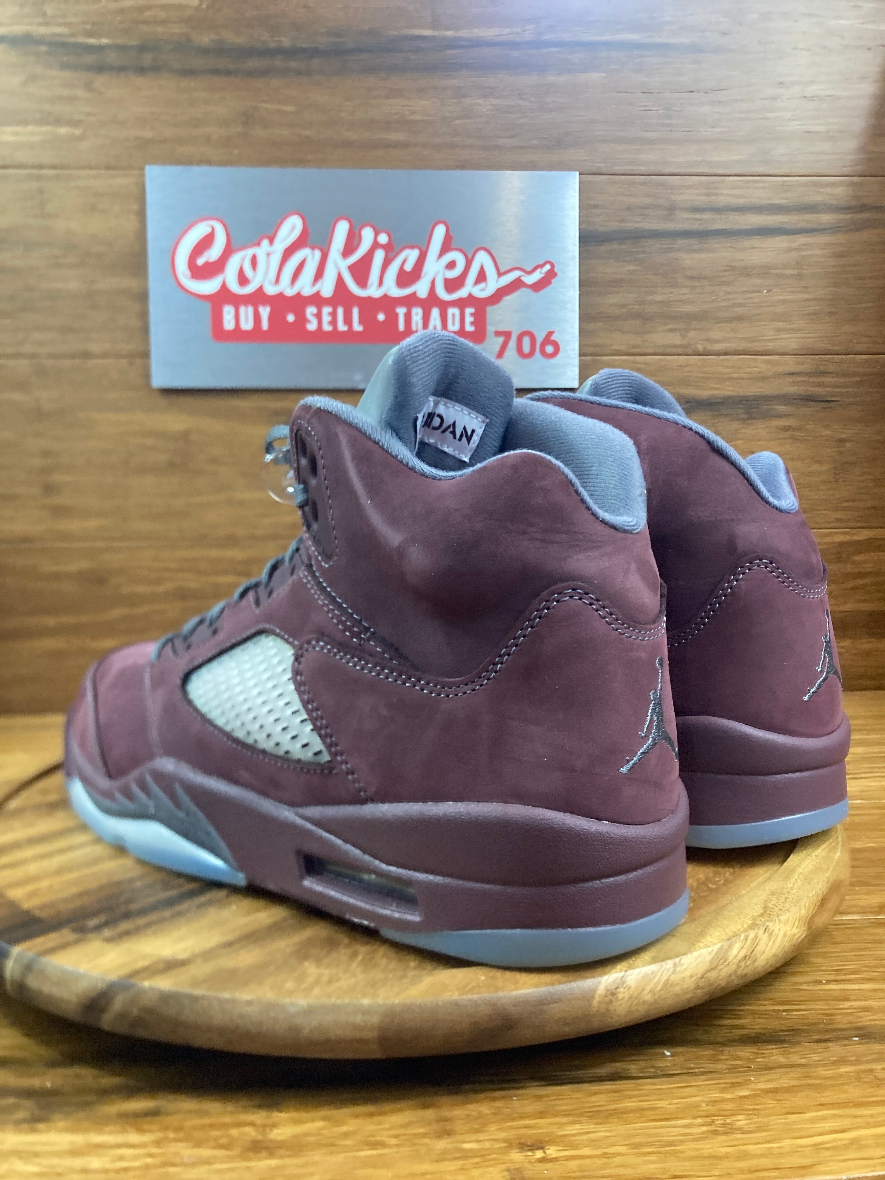 Jordan 5 Retro Burgundy (2023)