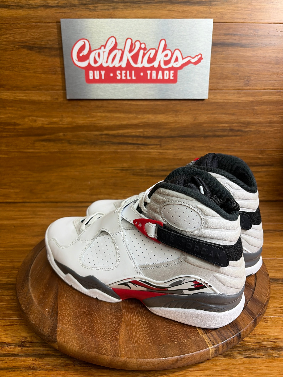 Jordan 8 Retro White True Red (2025)