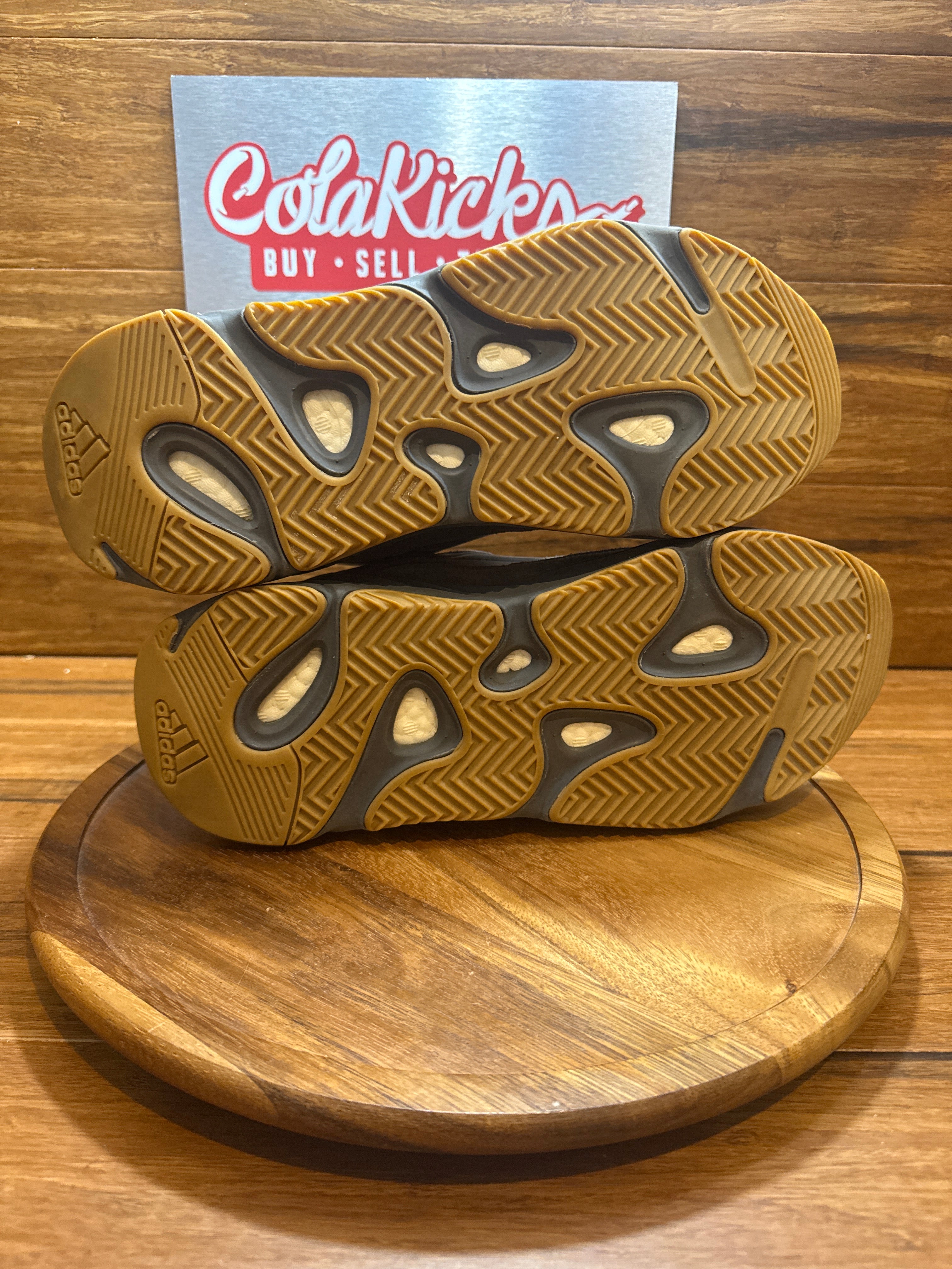 adidas Yeezy Boost 700 V2 Tephra