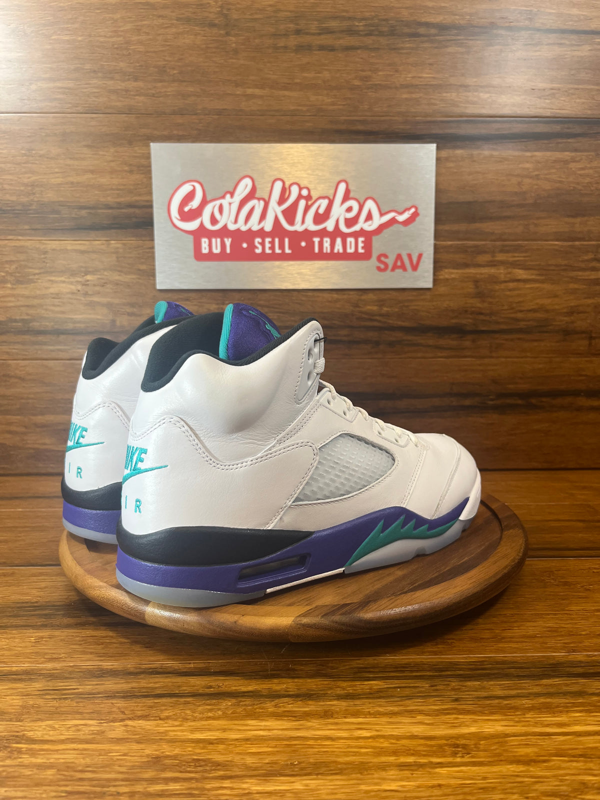 Jordan 5 Retro Grape (2025)