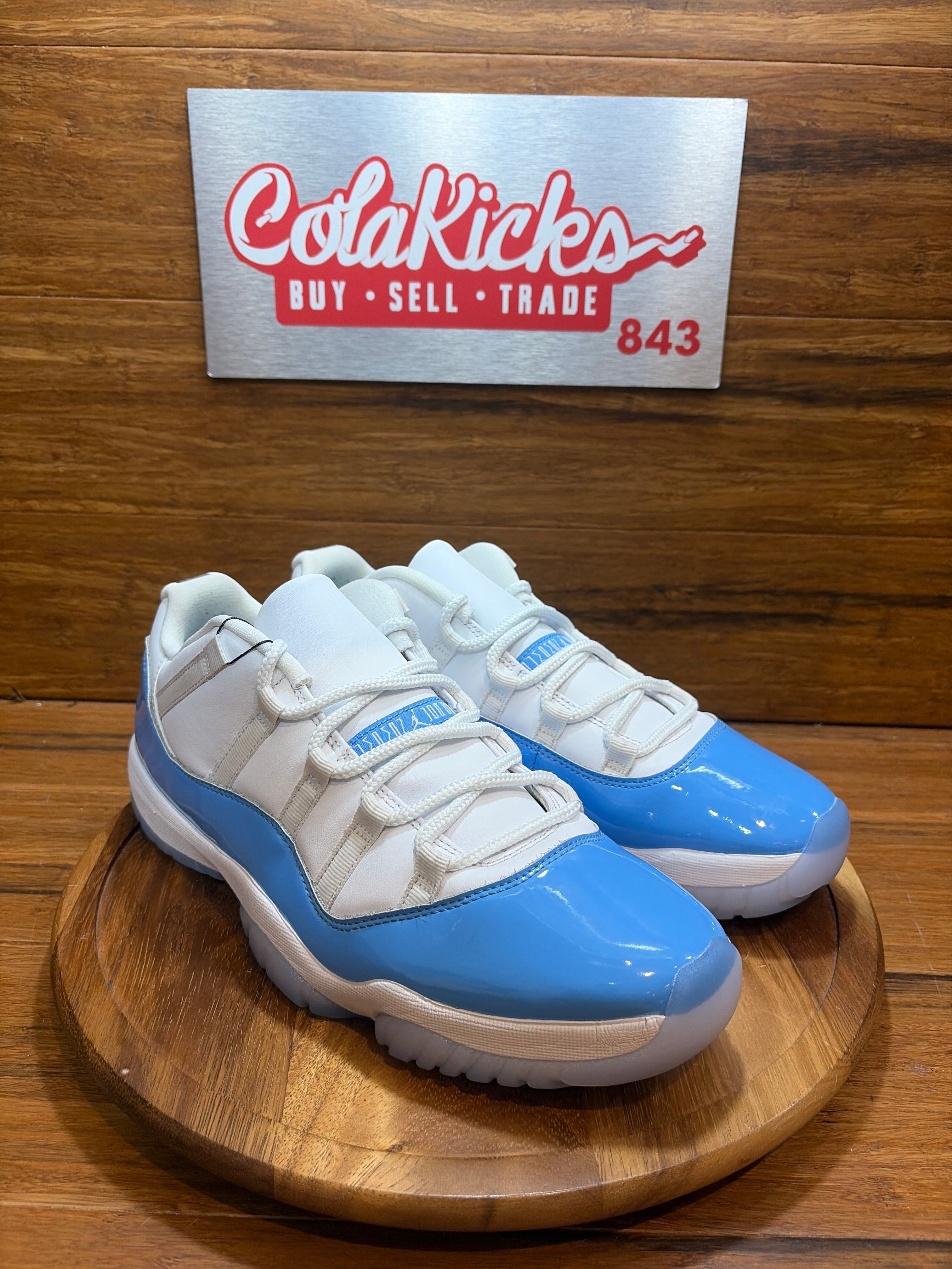 Jordan 11 Retro Low University Blue (2026)